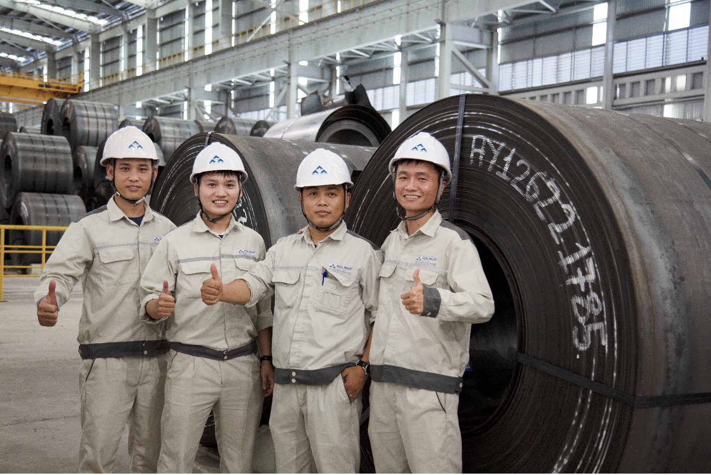 Hòa Phát Dung Quất tiên phong sản xuất thép S700MC cho ô tô tại Việt Nam - Ảnh 1.