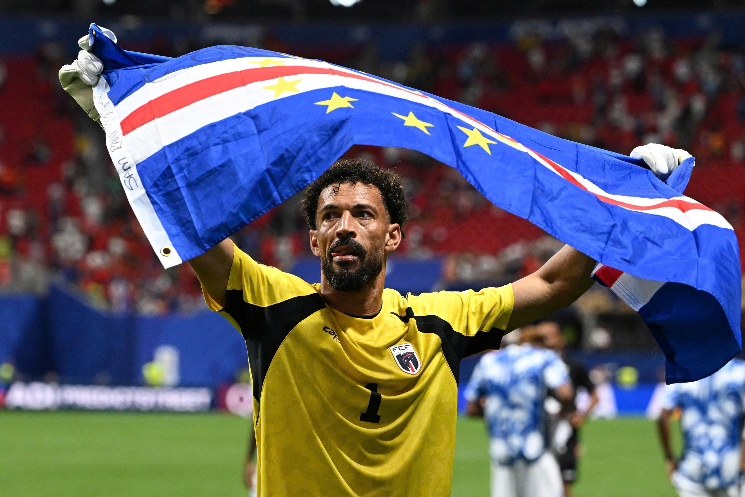 Thủ môn Cape Verde được đặt tên cho loài sên biển sau World Cup 2026 - Ảnh 1.