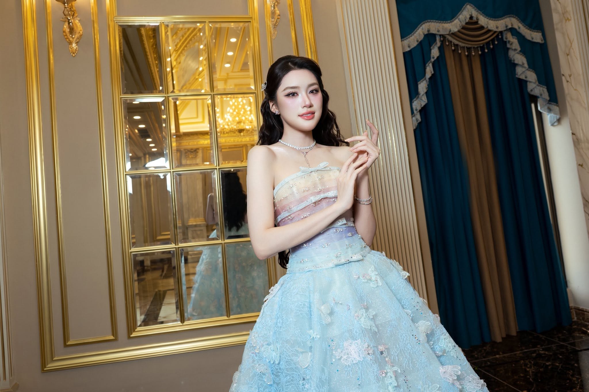 Điều gì khiến hoa hậu Phương Oanh, Quế Anh và Yến Nhi cùng yêu TP.HCM? - Ảnh 4.