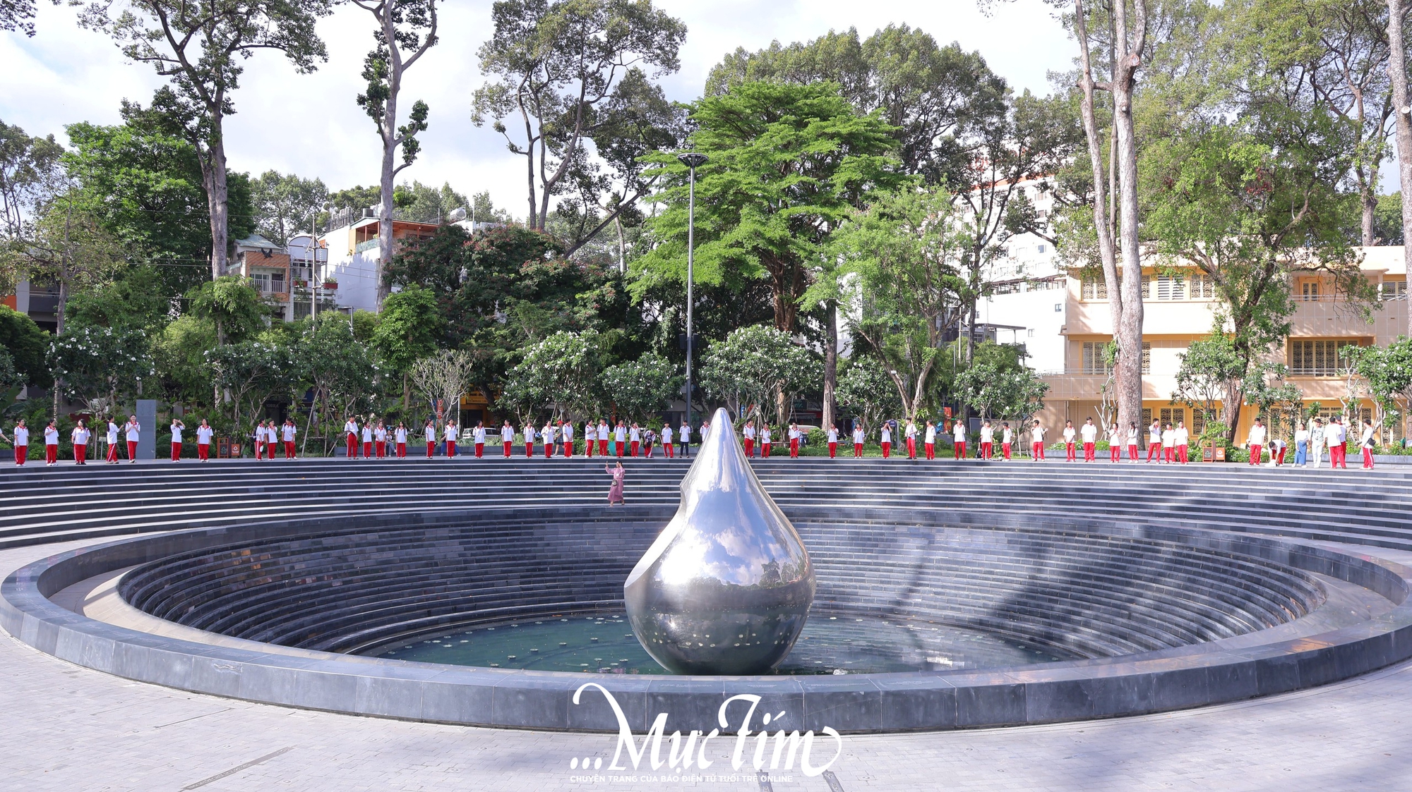 Học sinh Trường THPT Nguyễn Hữu Thọ tham gia lớp học mở, truy tìm kho báu tri thức - Ảnh 1.
