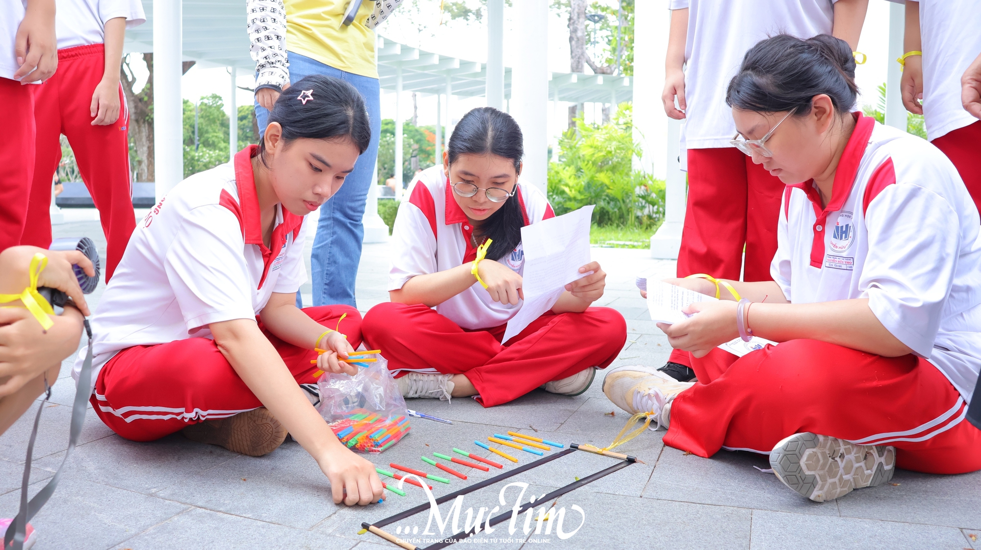 Học sinh Trường THPT Nguyễn Hữu Thọ tham gia lớp học mở, truy tìm kho báu tri thức - Ảnh 12.