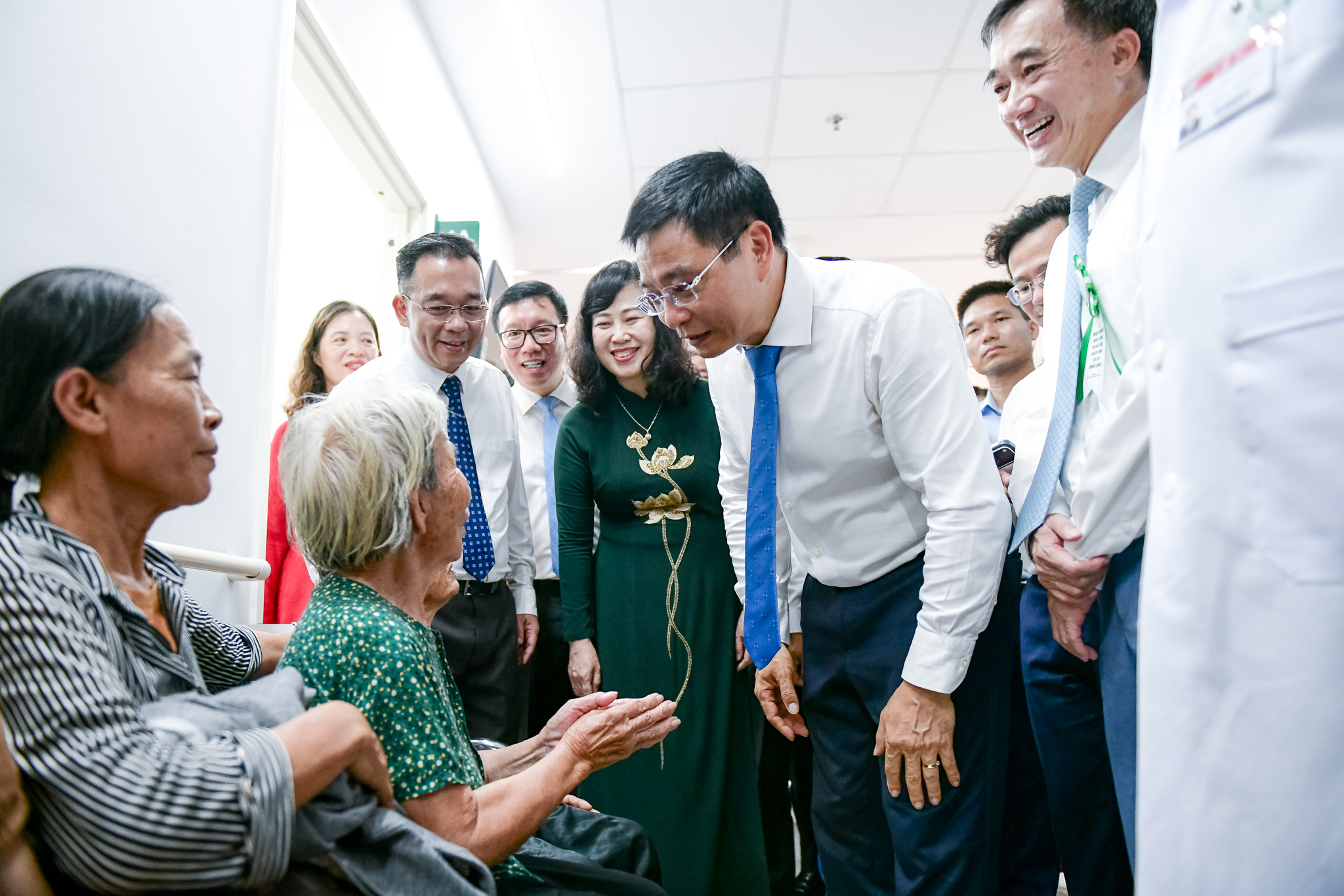 Khai trương Bệnh viện Bạch mai cơ sở 2: Mang chất lượng tuyến cuối đến gần người dân - Ảnh 5.