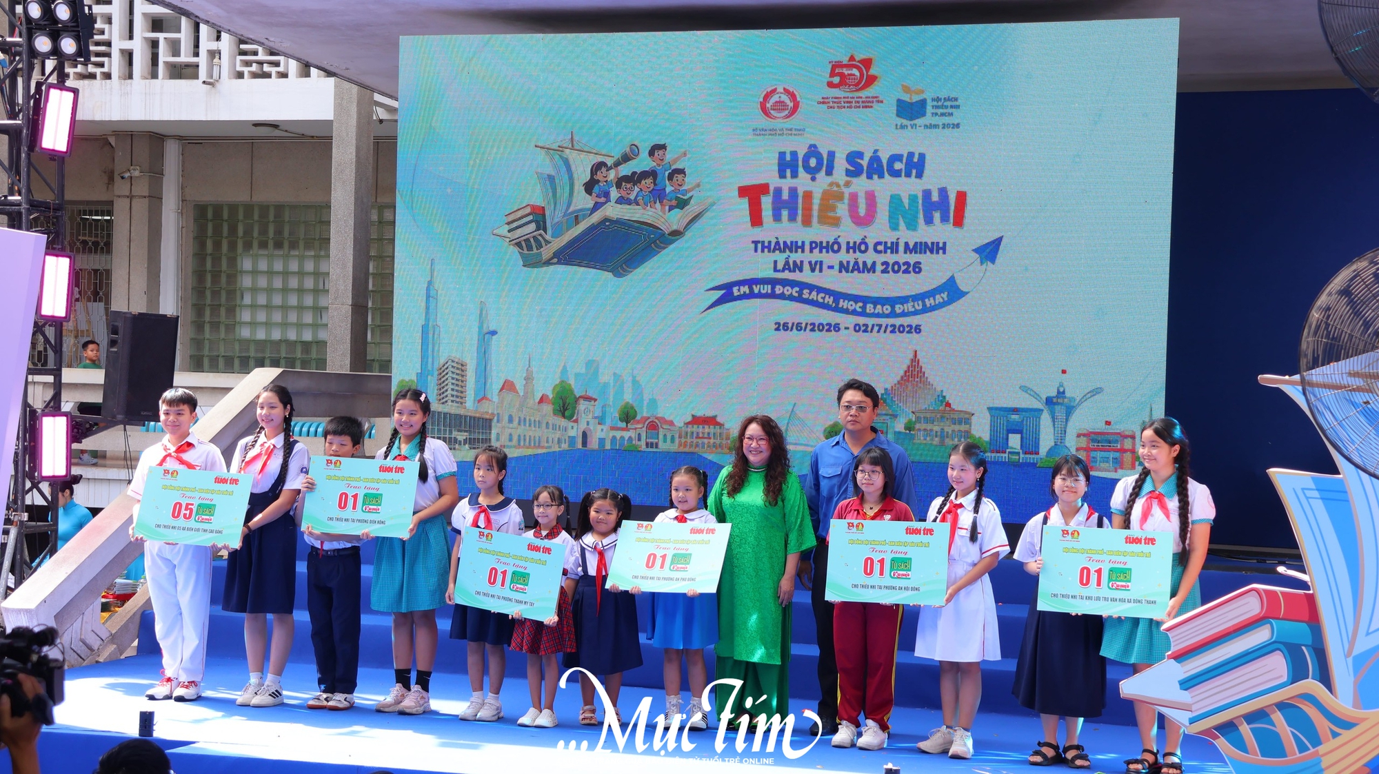 Rộn ràng khai mạc Hội sách thiếu nhi TP.HCM- Ảnh 4.
