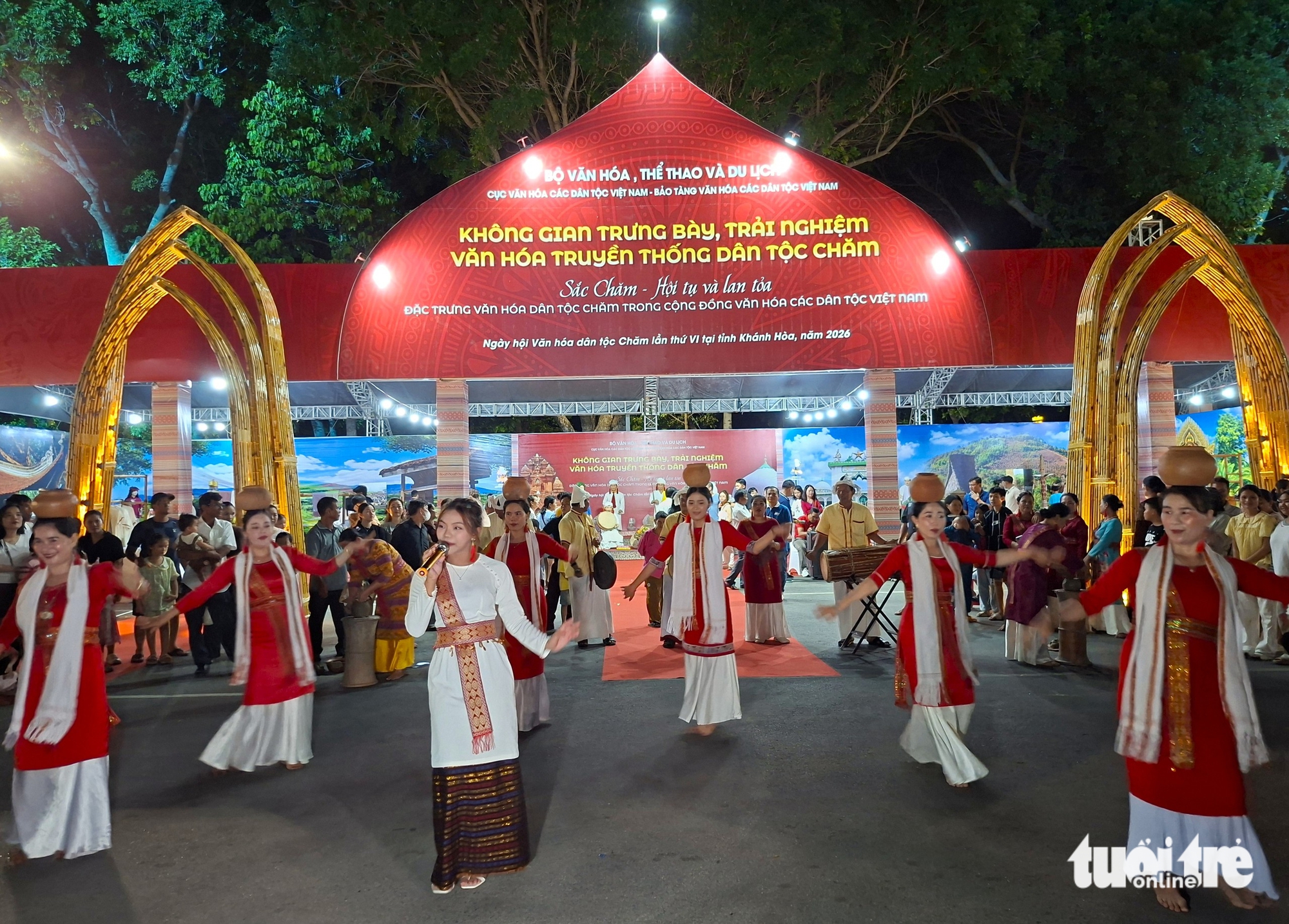 Khai mạc ngày hội văn hóa dân tộc Chăm lần thứ VI ở Khánh Hòa - Ảnh 3.