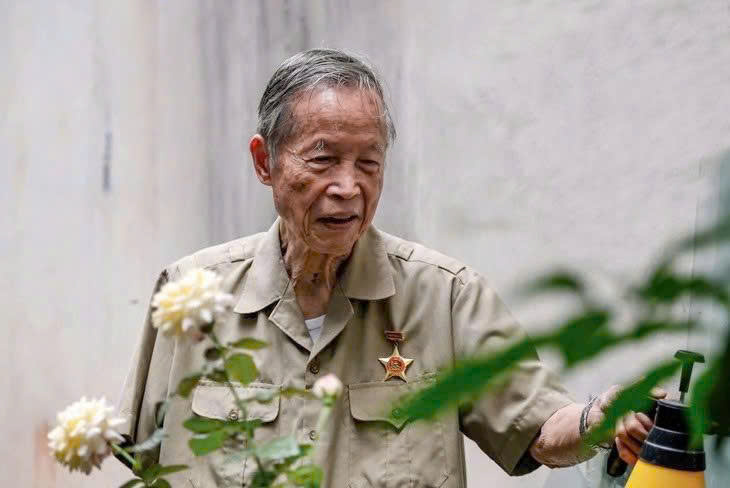 Gương sáng La Văn Cầu - Ảnh 1.