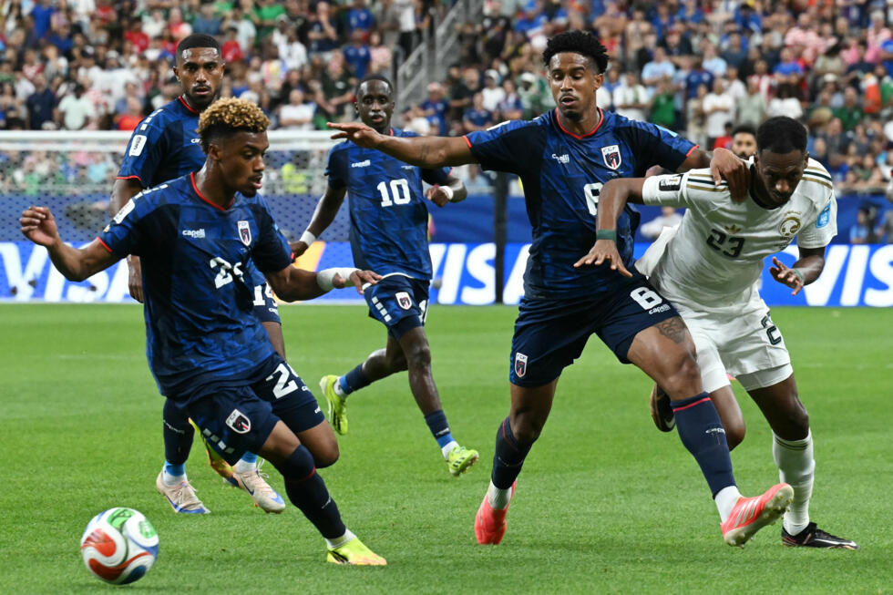 Cape Verde extend World Cup fairytale to set up Argentina meeting- Ảnh 2.