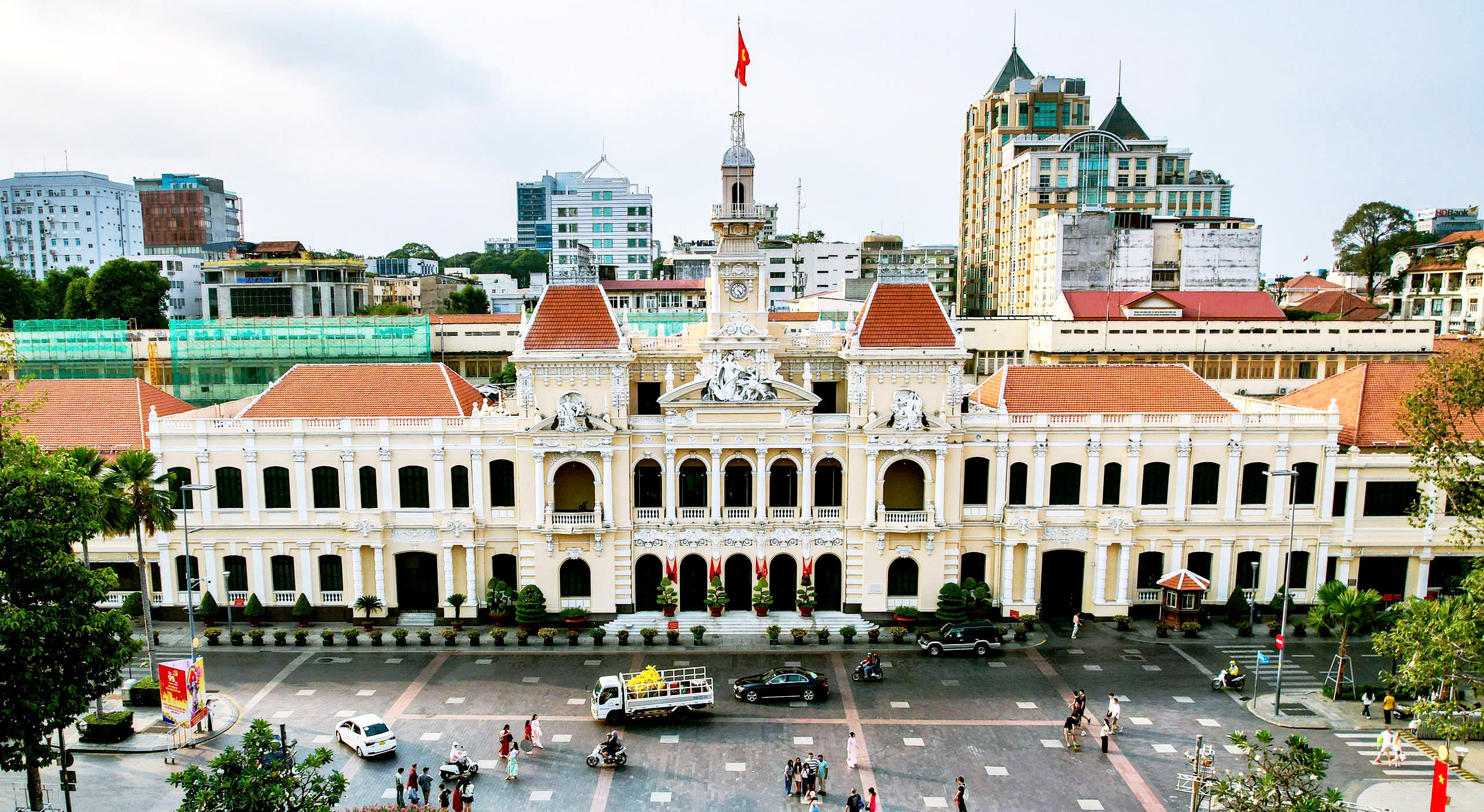Thành phố rộng hơn, cán bộ gần hơn, việc dân nhanh hơn - Ảnh 5.
