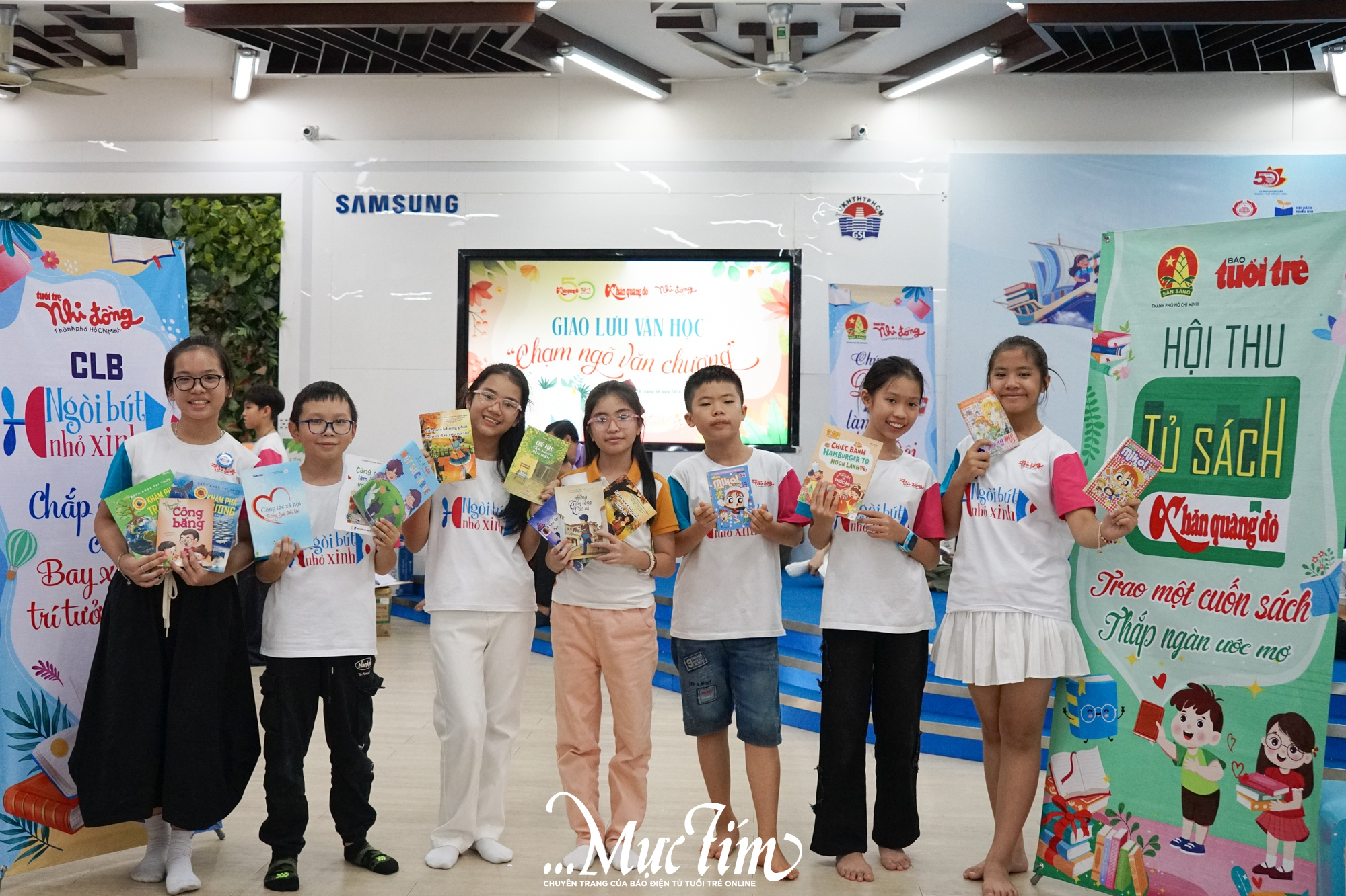 Viết văn về bữa cơm gia đình, bạn nhỏ mong "con không một mình" - Ảnh 8.