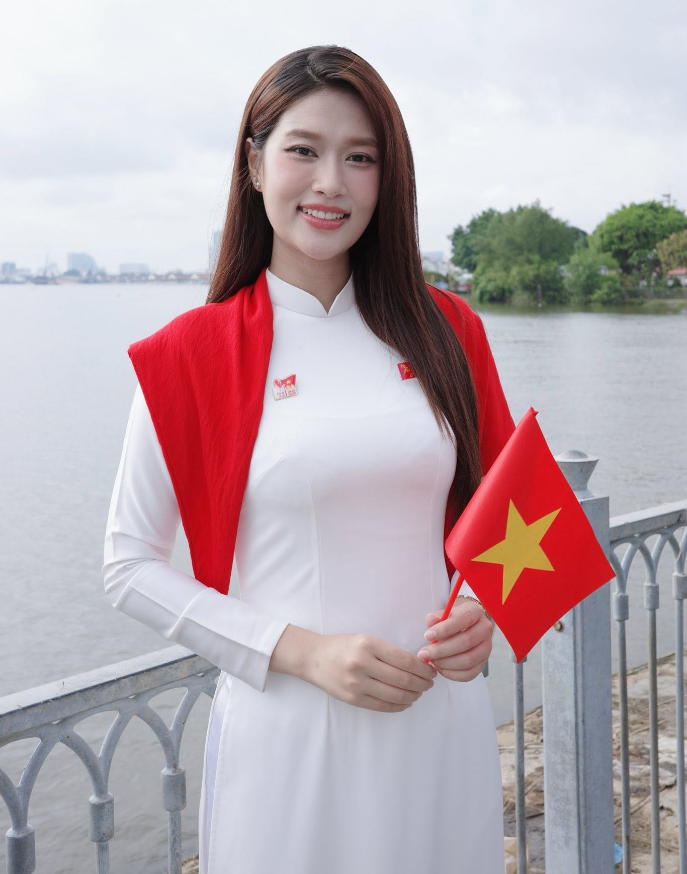 Điều Ý Nhi và Thiên Ân muốn khoe với cả thế giới về TP.HCM - Ảnh 3.