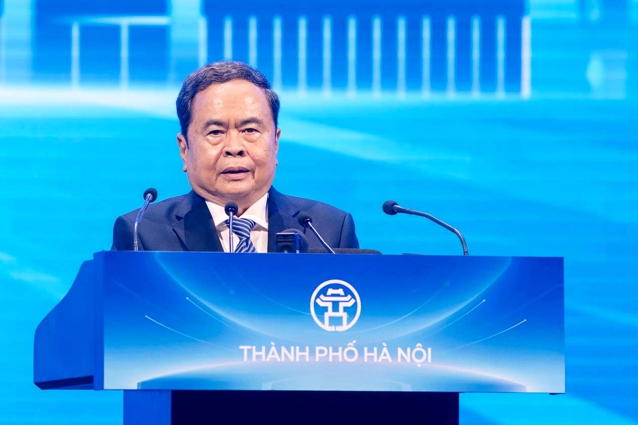 Bí thư Hà Nội: Mọi dự án tại thủ đô phải trả lời câu hỏi 'người dân được hưởng gì?' - Ảnh 2.