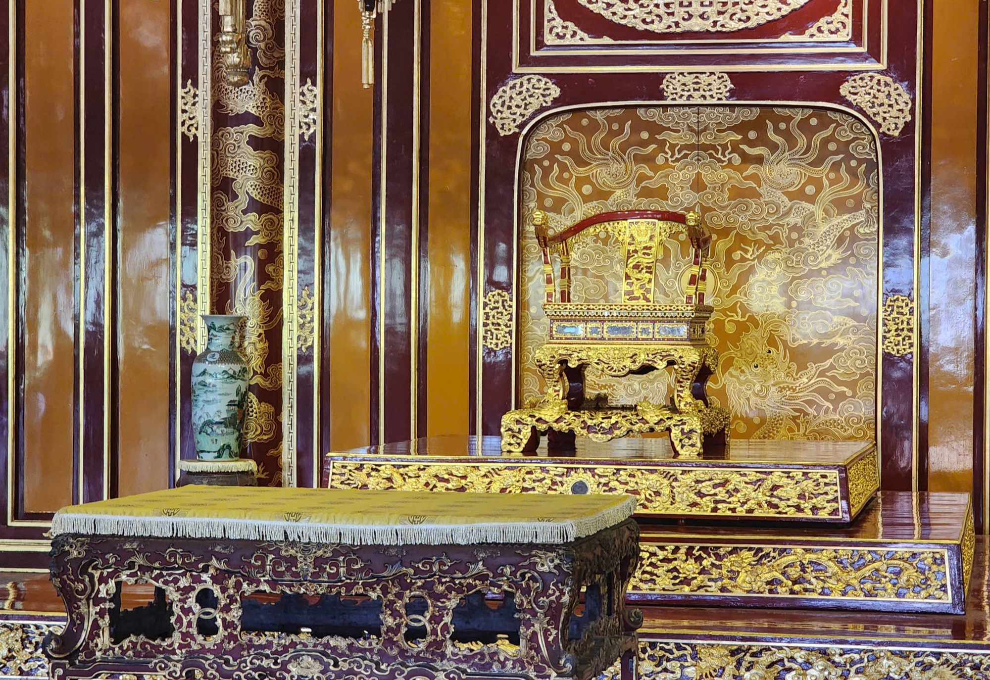 ngai vàng - Ảnh 1.