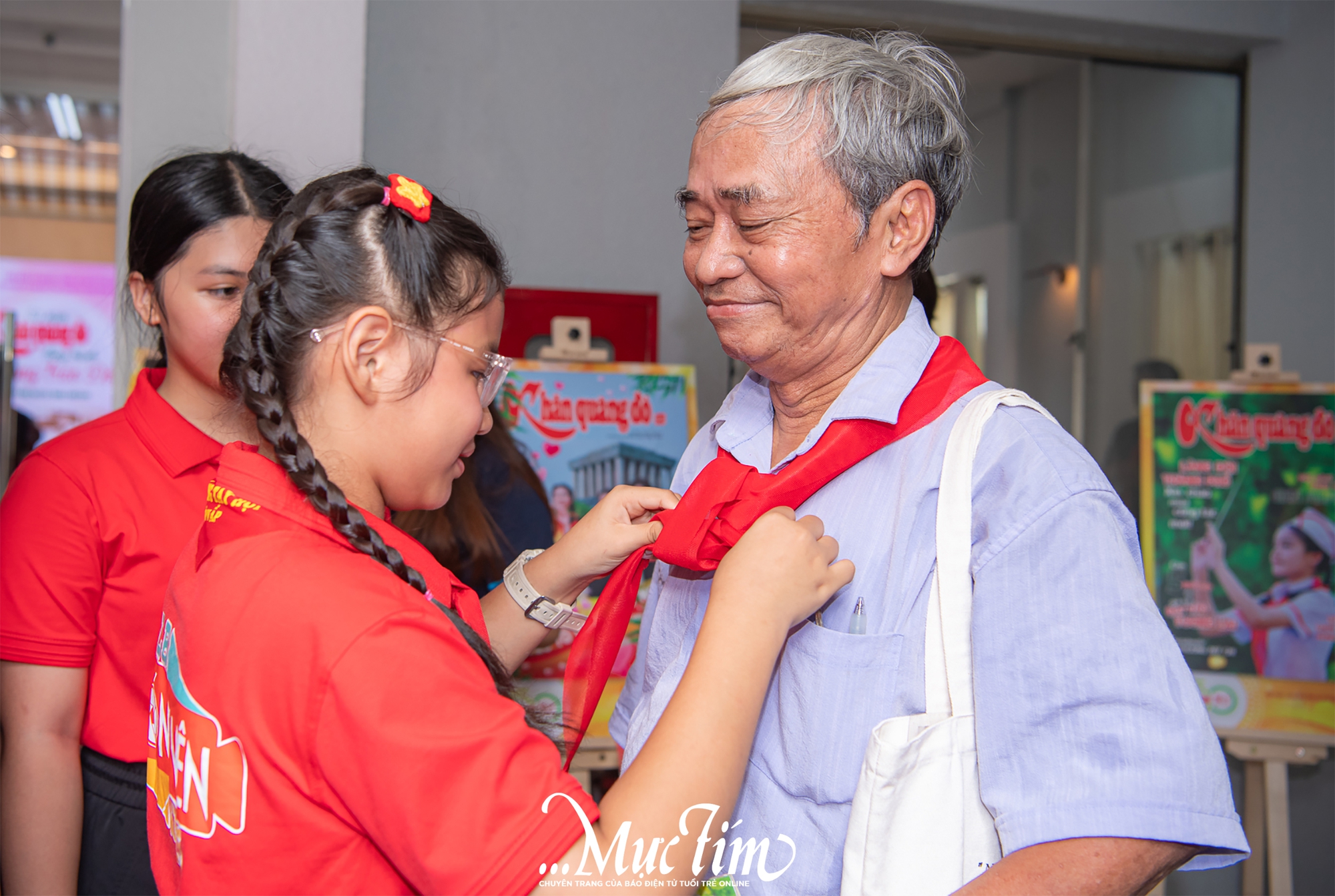 Viết tiếp câu chuyện Làm bạn cùng thiếu nhi - Ảnh 9.