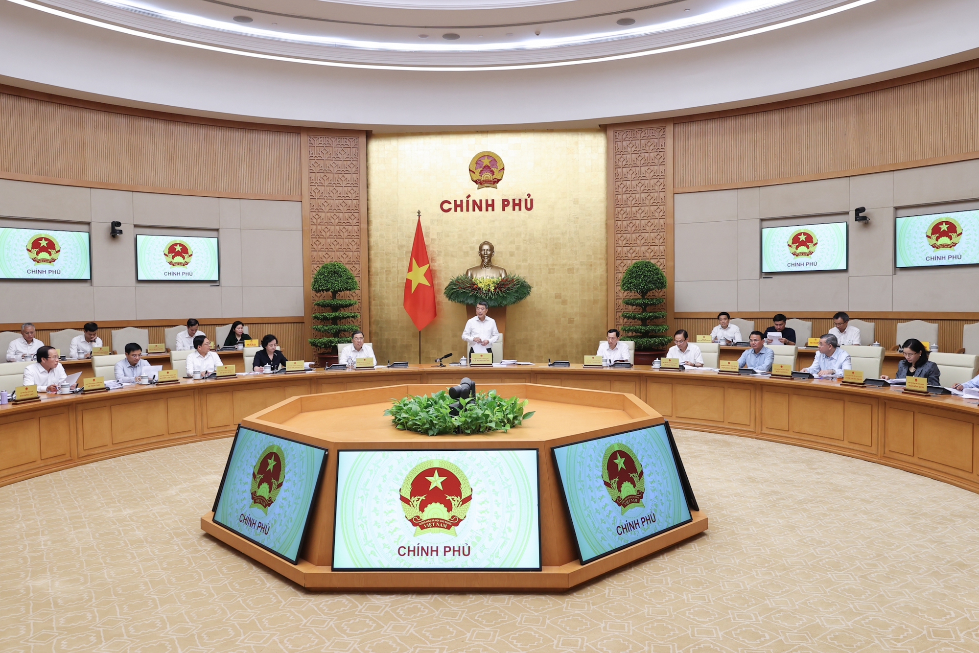 tăng trưởng - Ảnh 1.