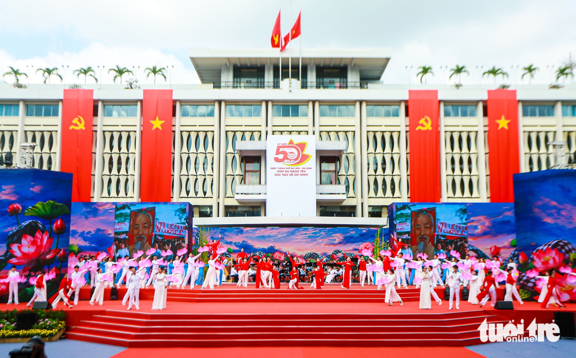 TP.HCM tổng duyệt lễ kỷ niệm 50 năm thành phố vinh dự mang tên Bác - Ảnh 3.