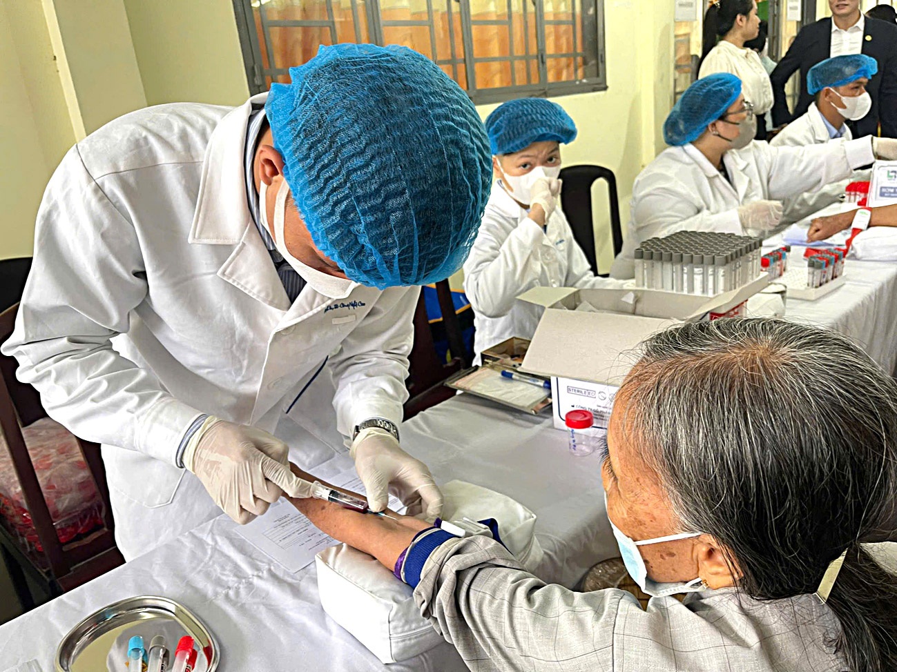 Chuẩn bị 'bấm nút' triển khai chiến dịch khám sức khỏe toàn dân - Ảnh 3.