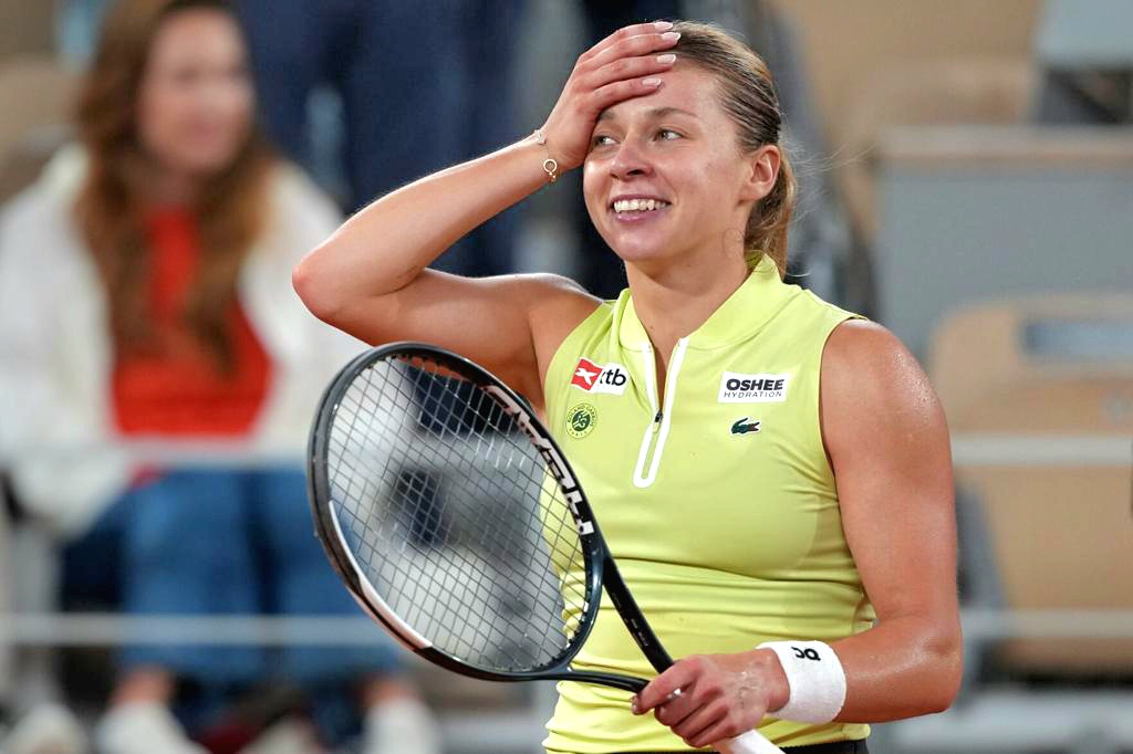 Tay vợt nữ hạng 114 thế giới vào chung kết Roland Garros 2026 - Ảnh 1.