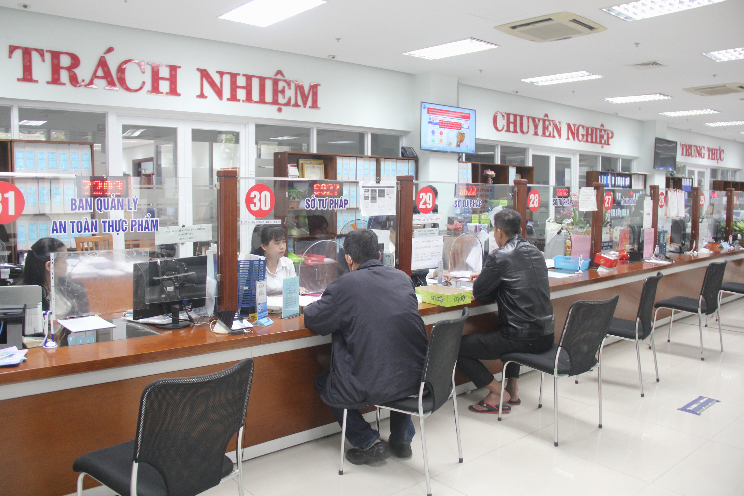 thủ tục - Ảnh 1.