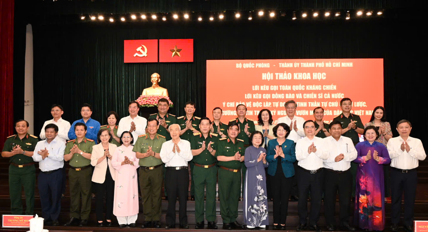 Chủ tịch Hồ Chí Minh - Ảnh 4.