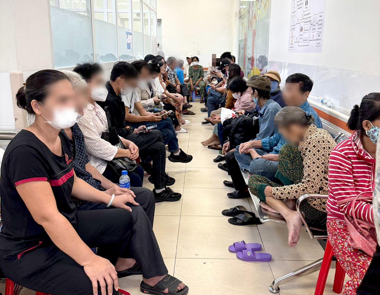 Để người bệnh ung thư không phải bỏ dở điều trị vì 'tấm vé sống đắt đỏ' - Ảnh 1.