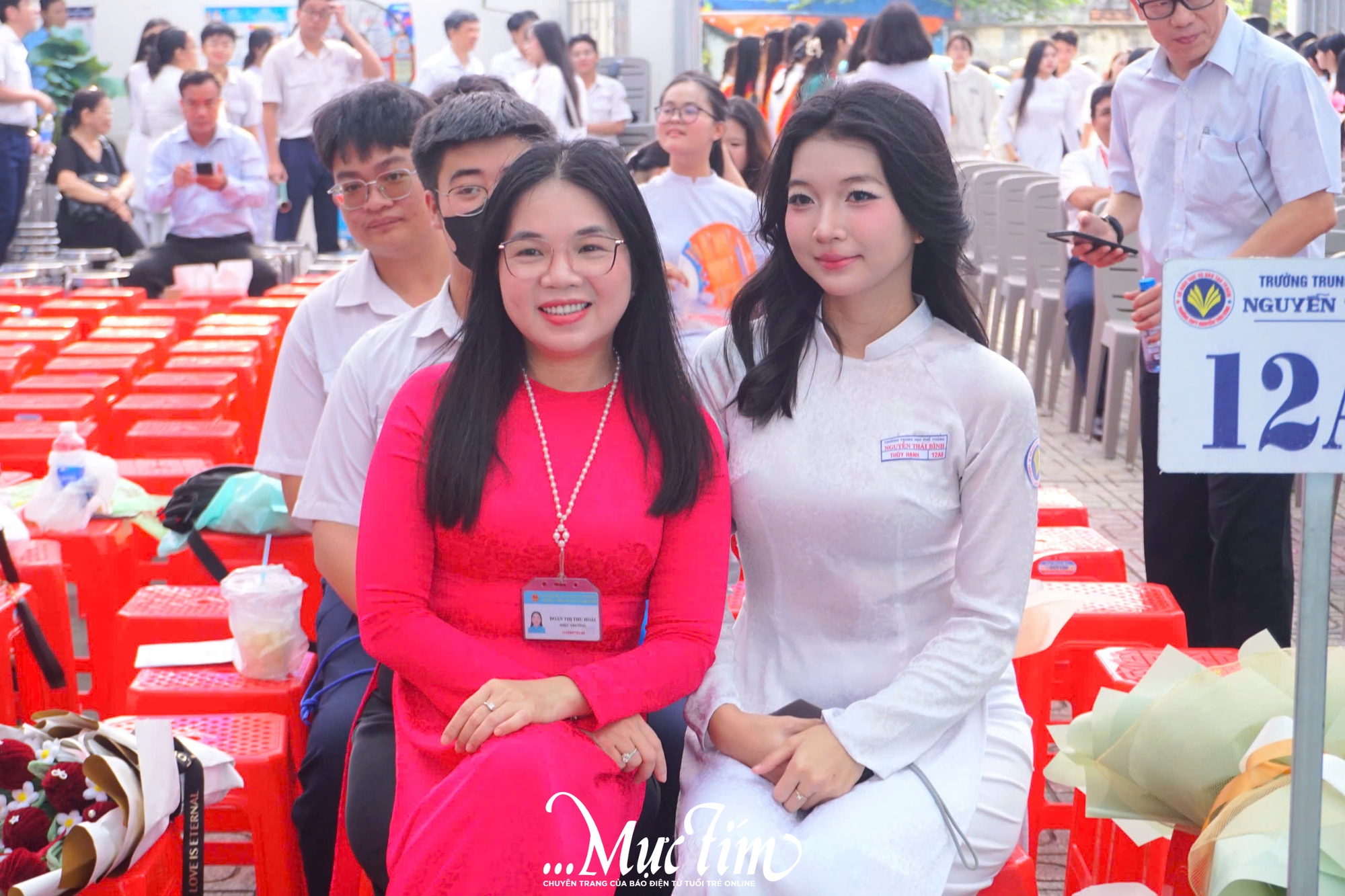 Cô hiệu trưởng Trường THPT Nguyễn Thái Bình gửi gắm ba lời dặn đến học trò trước ngày chia tay- Ảnh 3. Cô hiệu trưởng Trường THPT Nguyễn Thái Bình gửi gắm ba lời dặn đến học trò trước ngày chia tay- Ảnh 3.