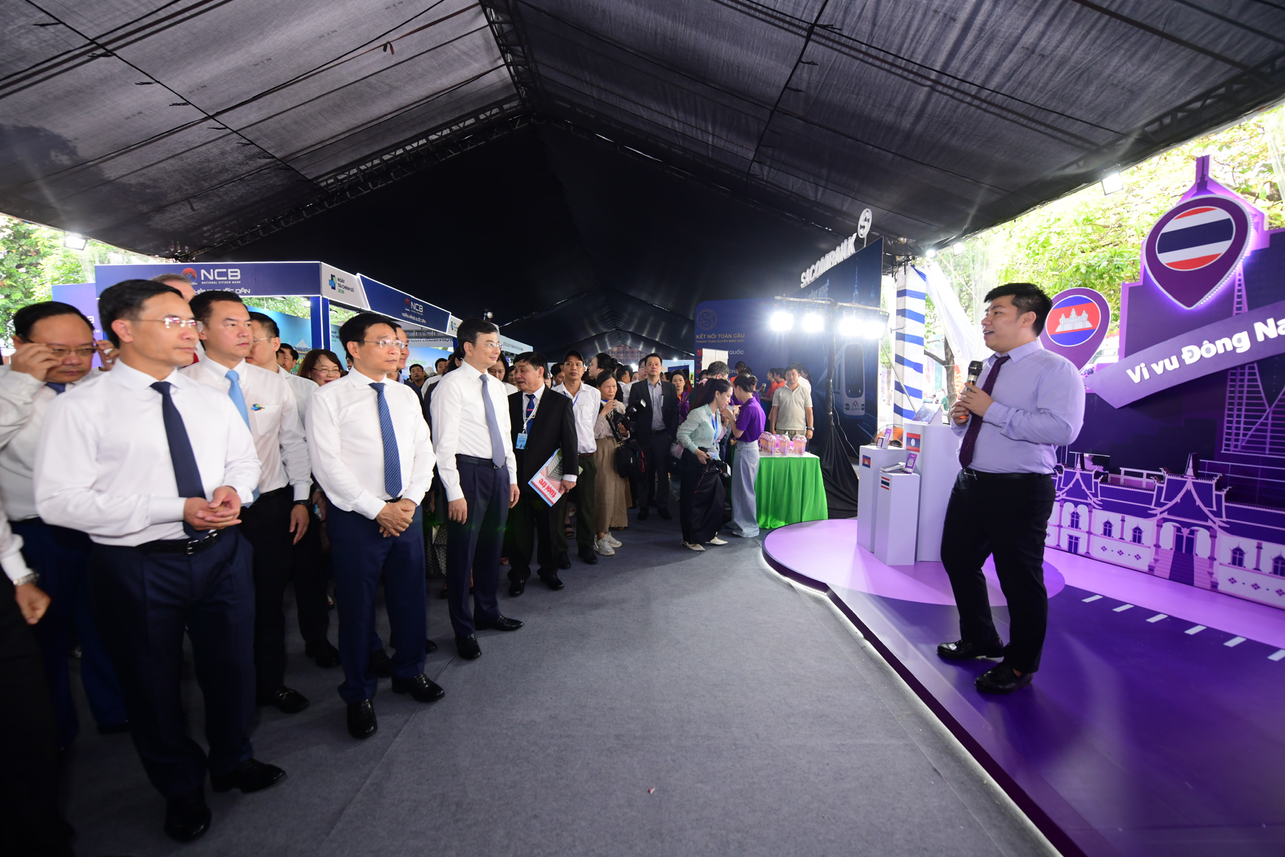 Nhiều công nghệ thanh toán không tiền mặt thu hút sự chú ý tại Ngày Tài chính số - Ảnh 8.