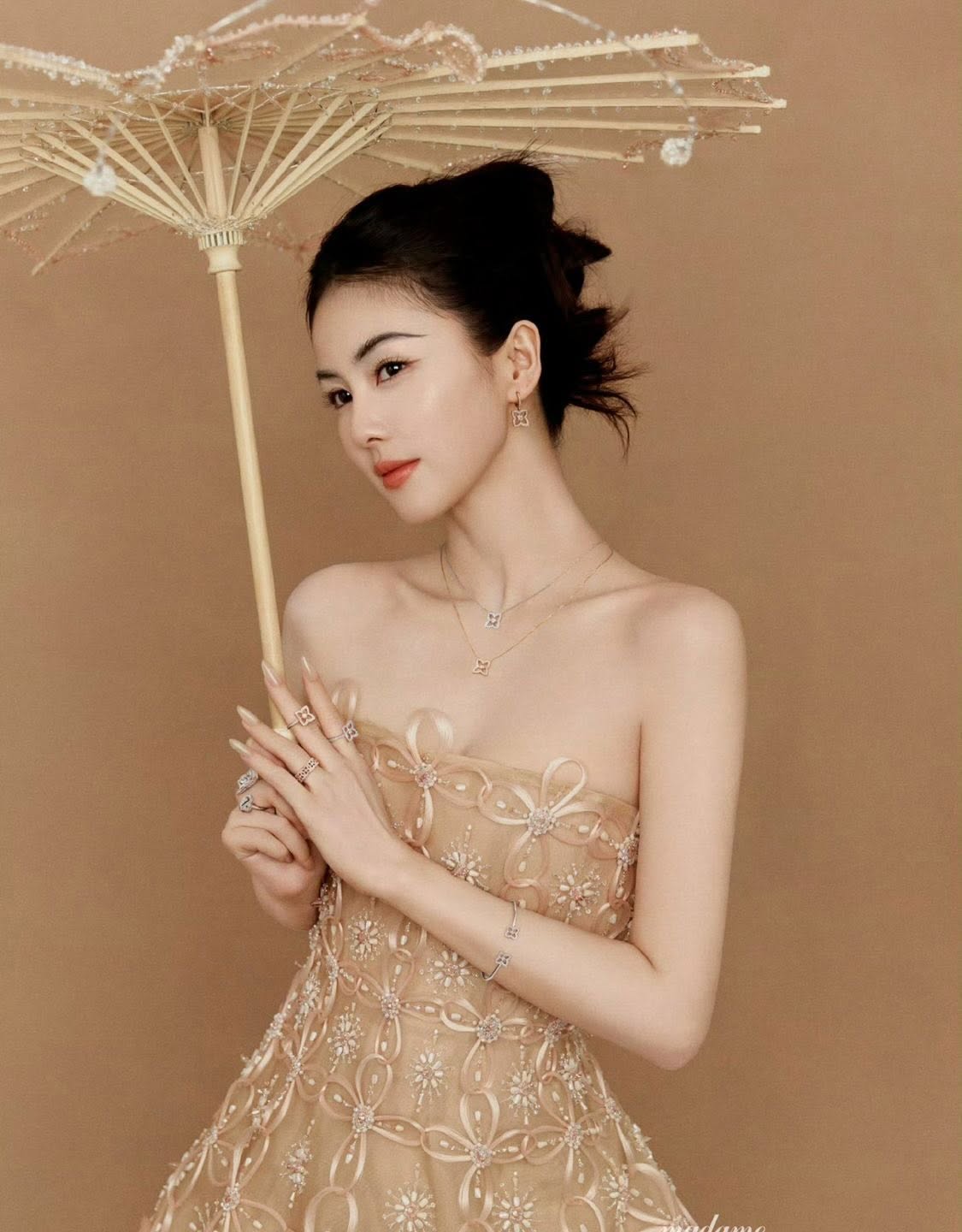 Vì sao Phạm Băng Băng, Địch Lệ Nhiệt Ba liên tục chọn thiết kế của Phan Huy? - Ảnh 7.