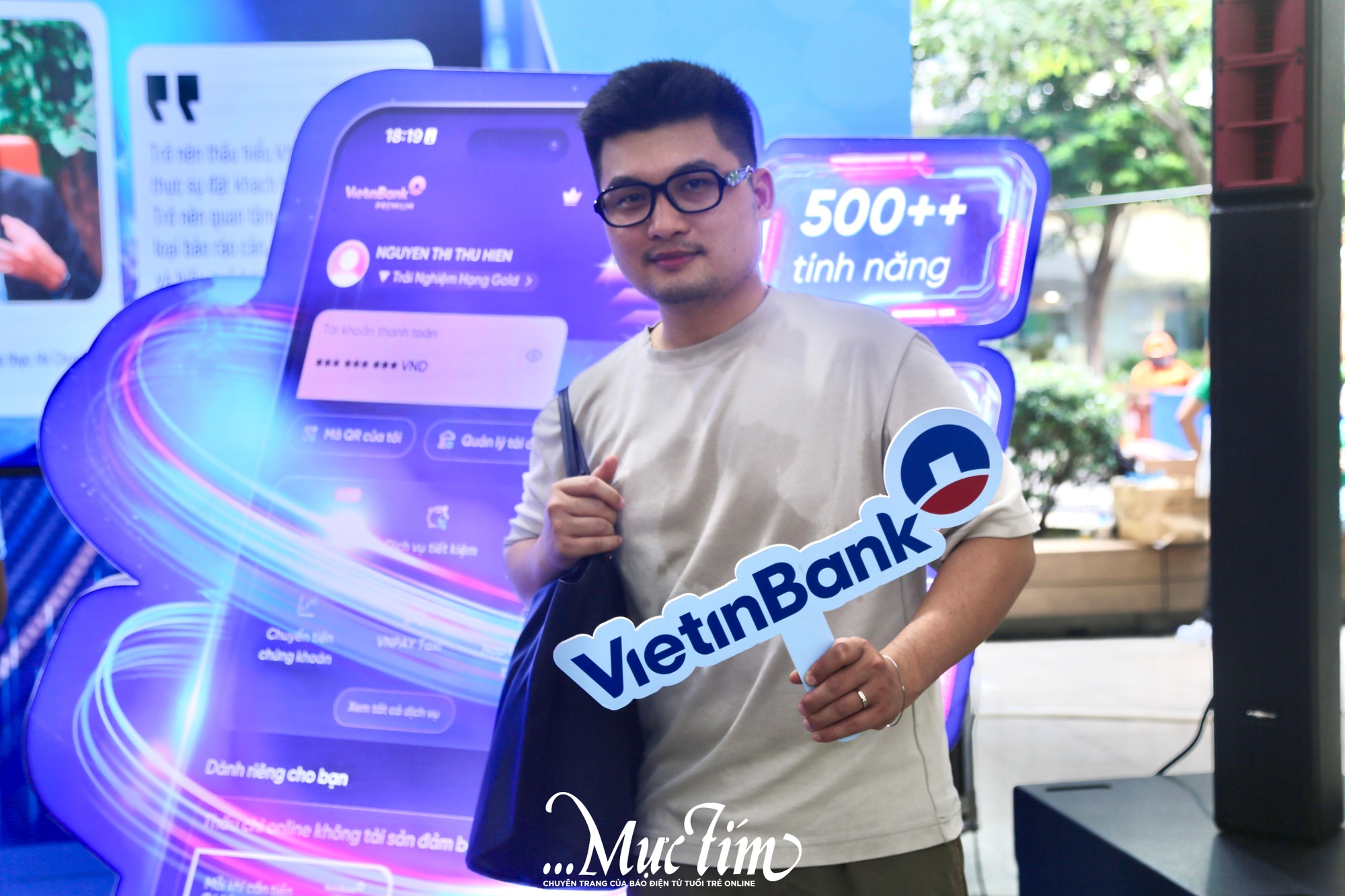 Lễ hội Tài chính số 2026 thu hút bạn trẻ với trải nghiệm công nghệ, quà tặng hấp dẫn- Ảnh 1. Lễ hội Tài chính số 2026 thu hút bạn trẻ với trải nghiệm công nghệ, quà tặng hấp dẫn- Ảnh 1.
