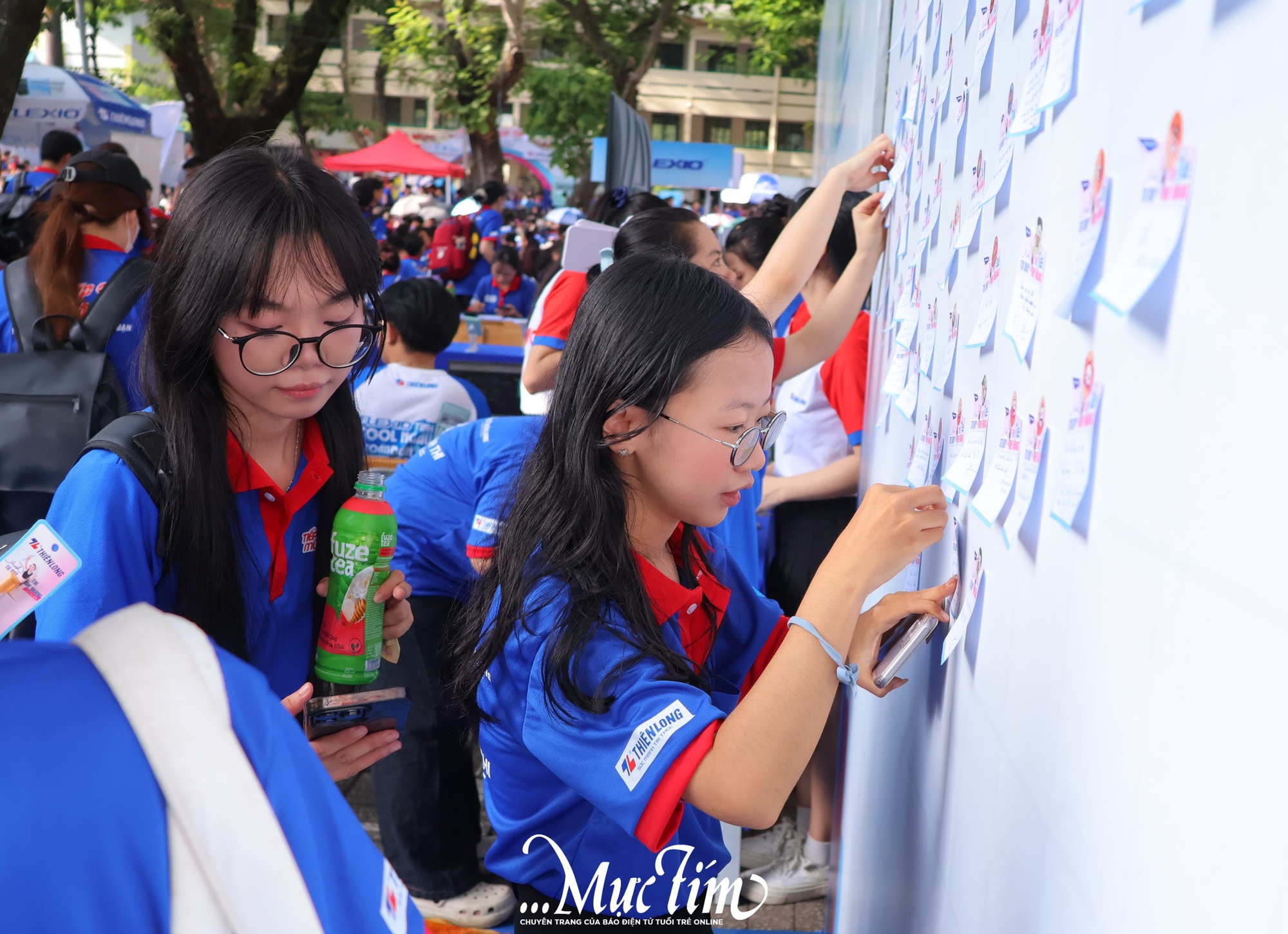 Hàng ngàn sinh viên tình nguyện hào hứng ra quân Tiếp sức mùa thi năm 2026 tại TP.HCM- Ảnh 6.