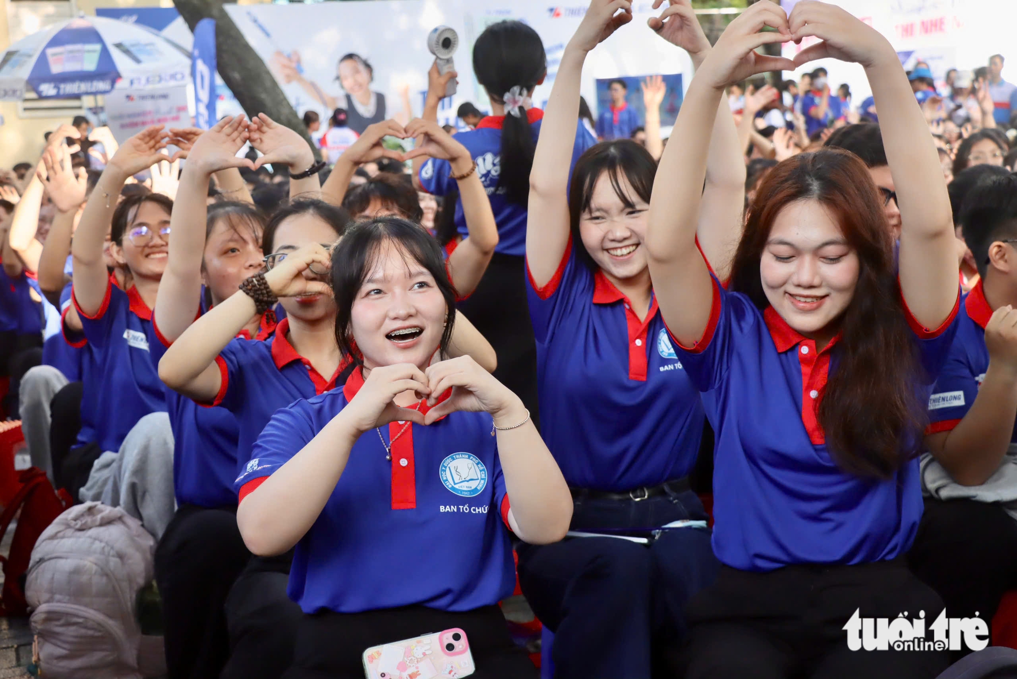 tiếp sức mùa thi - Ảnh 6.