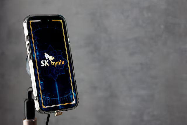 How a few AI chip giants warped Asia's stock picking game- Ảnh 1. How a few AI chip giants warped Asia's stock picking game- Ảnh 1.