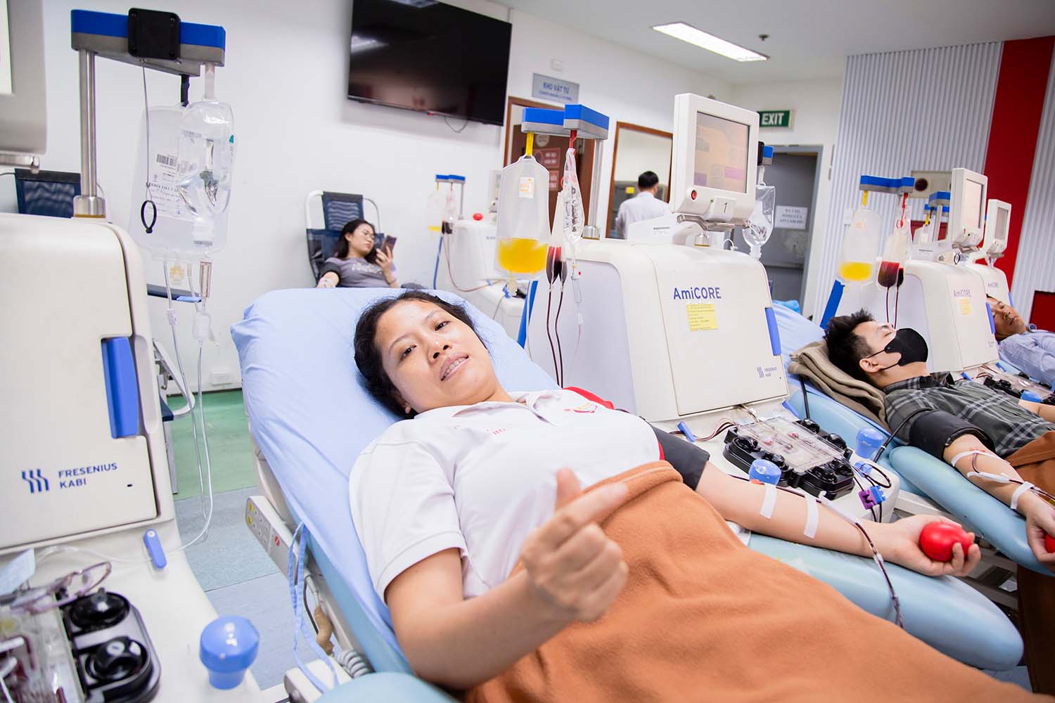 Từ ‘lén lút’ giấu chồng đi hiến máu, cô gái trở thành người hiến máu tiêu biểu toàn quốc - Ảnh 2. hiến máu - Ảnh 2.
