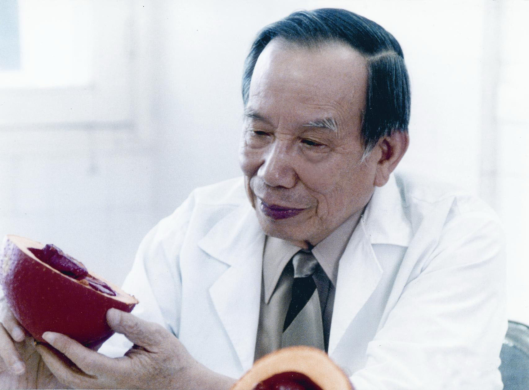 Thiếu tướng Từ Linh viết về cha: GS Từ Giấy - Chủ bút tờ báo sức khỏe đầu tiên - Ảnh 1.
