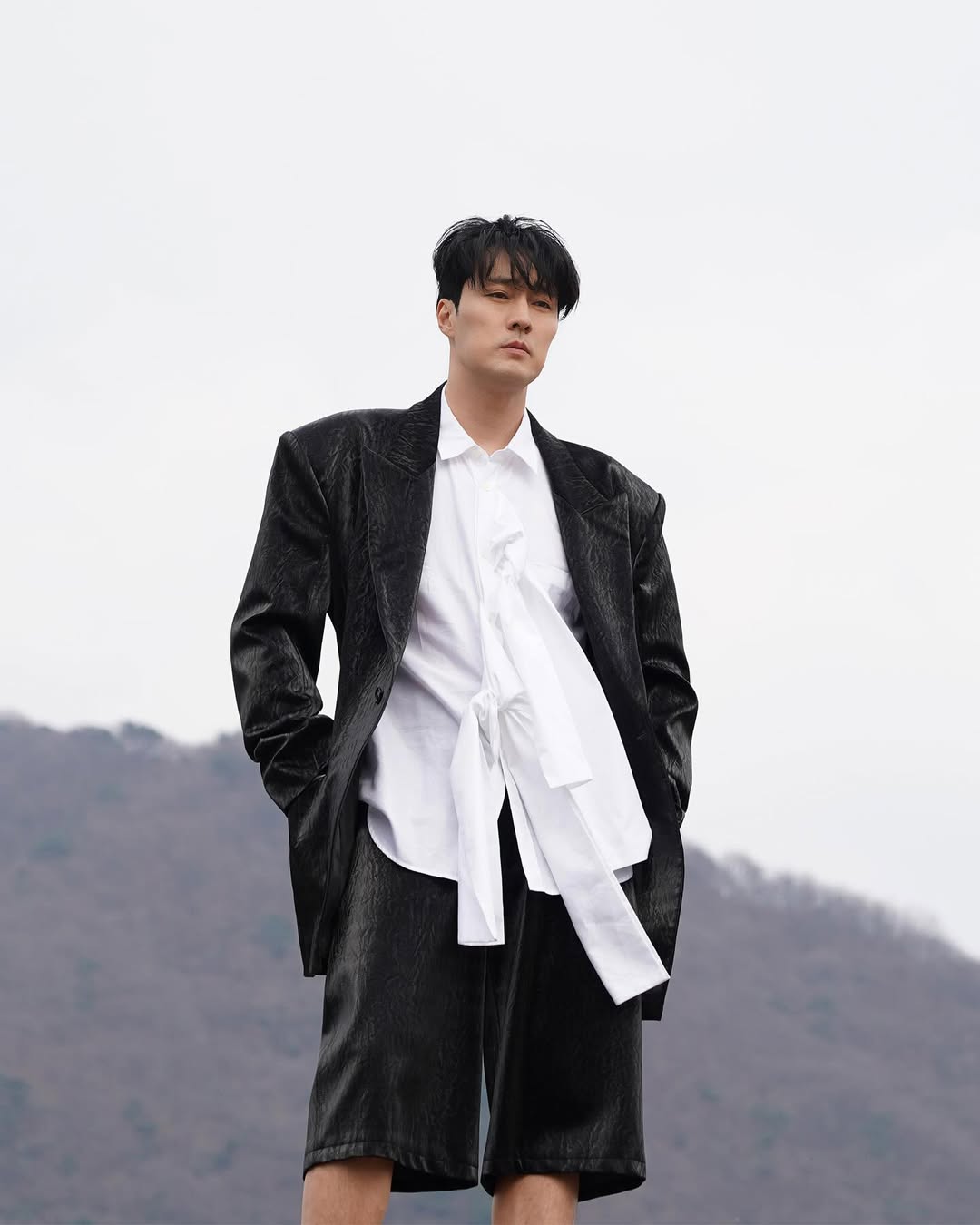 Sức hút quý ông tuổi trung niên của So Ji Sub - Ảnh 6.