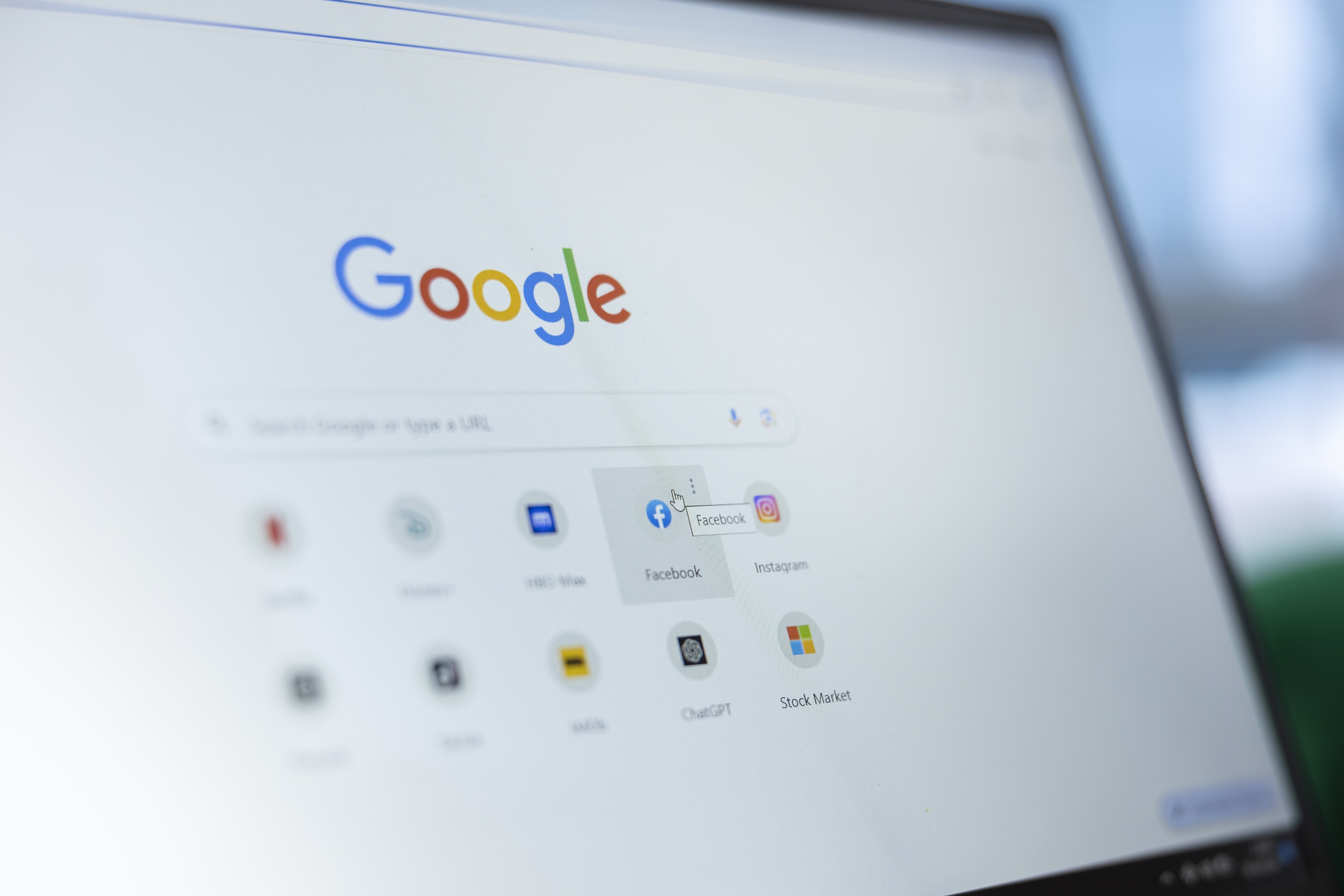 Ưu tiên dịch vụ của mình trên công cụ tìm kiếm, Google phải bồi thường 1,46 tỉ USD - Ảnh 1.