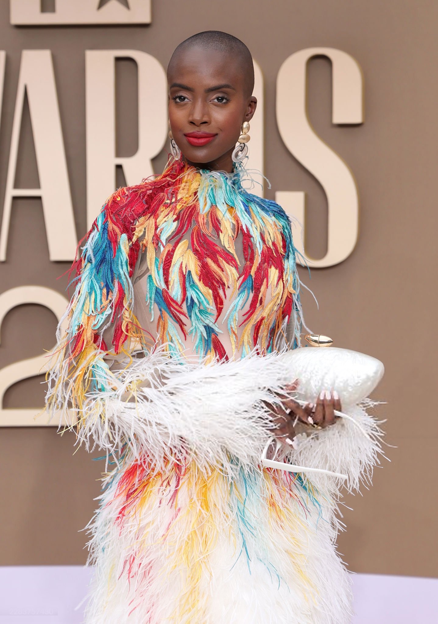 Đầm Lê Thanh Hòa phủ sóng thảm đỏ BET Awards 2026 - Ảnh 2.