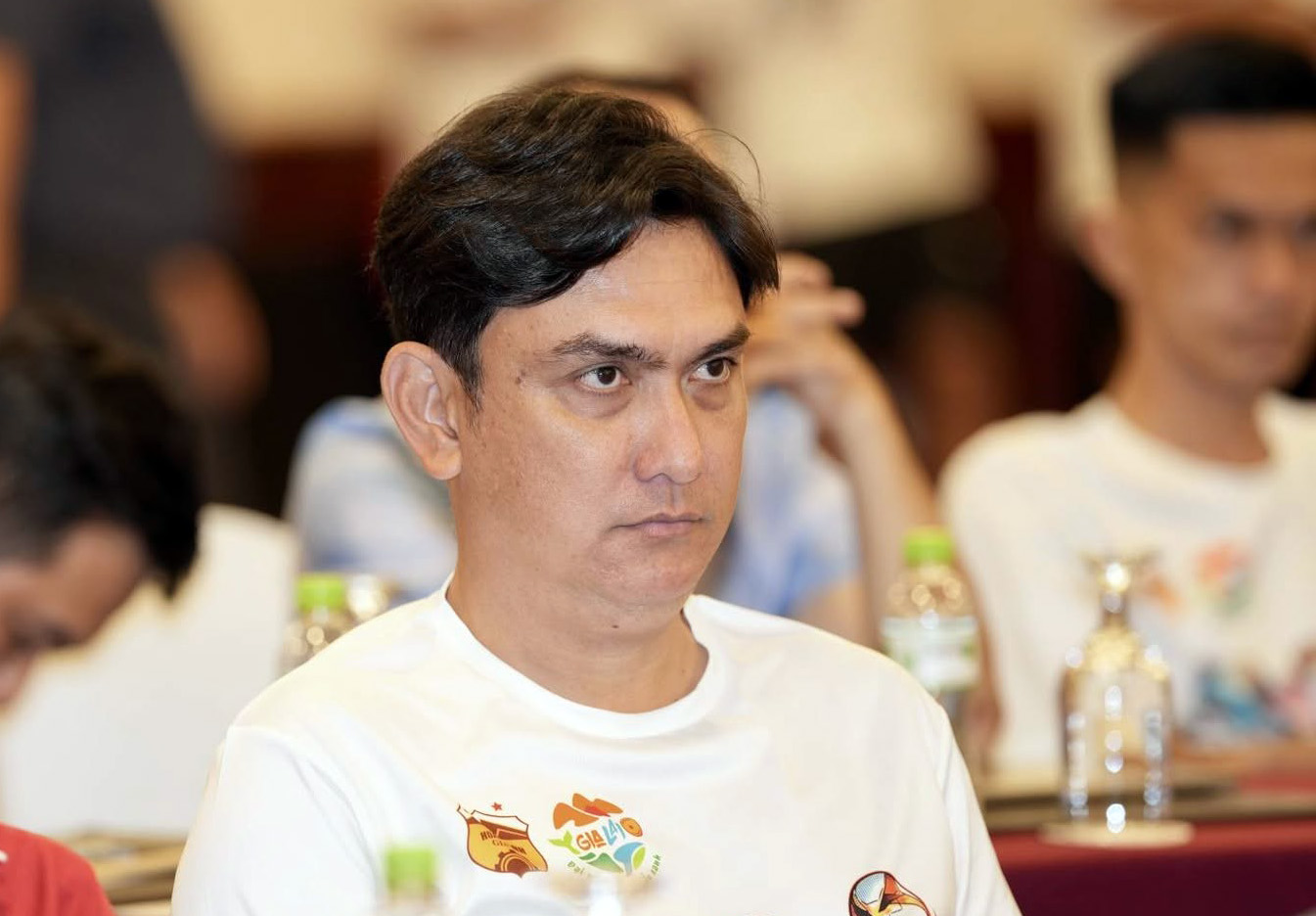 Cựu tuyển thủ Nguyễn Tuấn Phong: Bản lĩnh Ronaldo - Ảnh 1.
