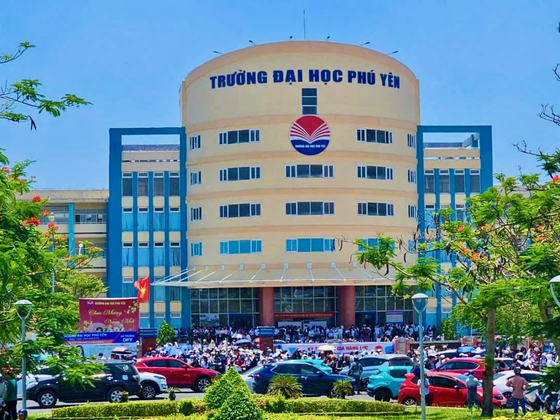Đại học Phú Yên công bố điểm sàn năm 2026 - Ảnh 1.