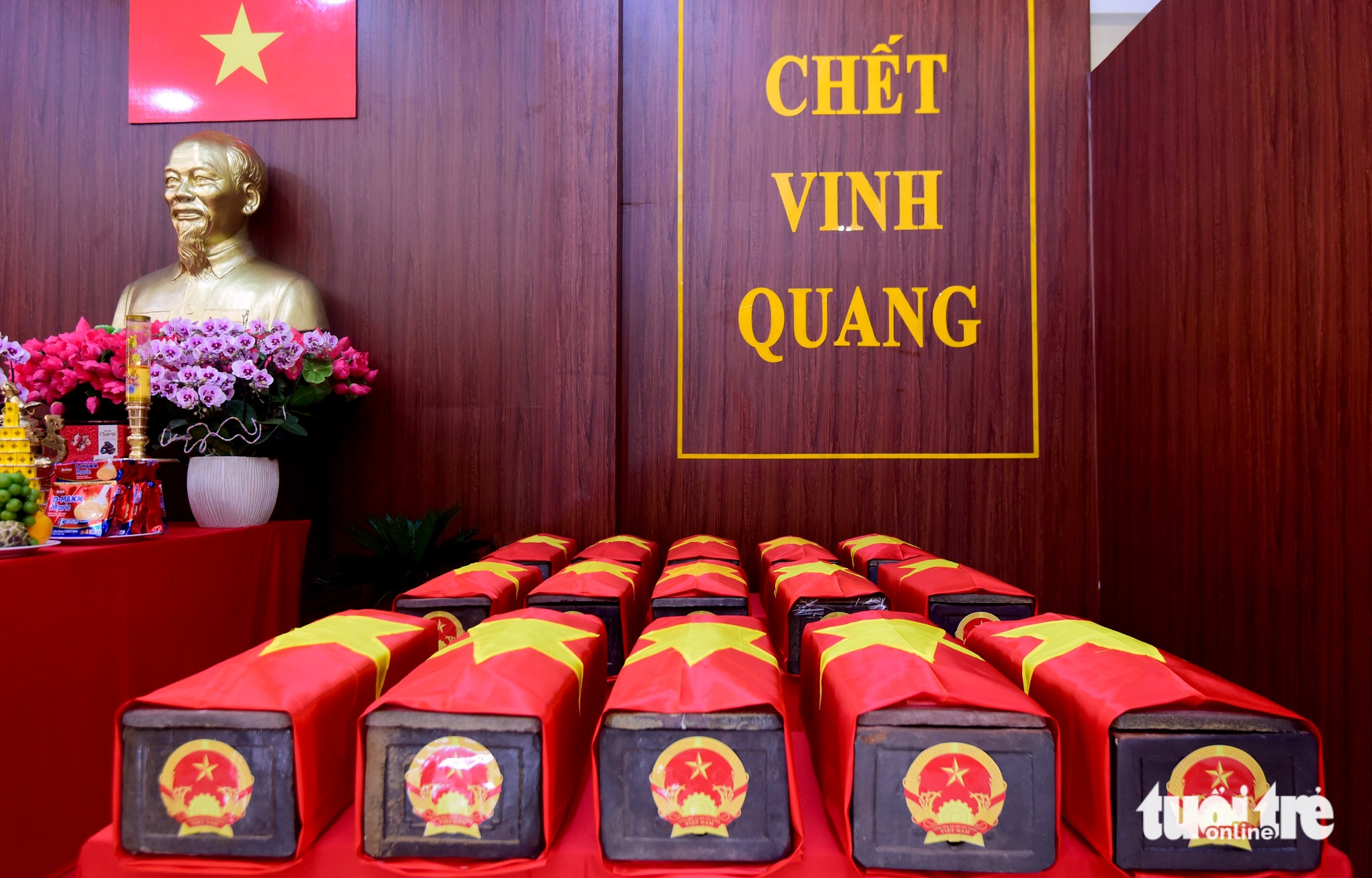 Thấy thêm nhiều hài cốt tại công viên Lê Thị Riêng, nhói lòng các liệt sĩ chôn chồng lên nhau - Ảnh 7.