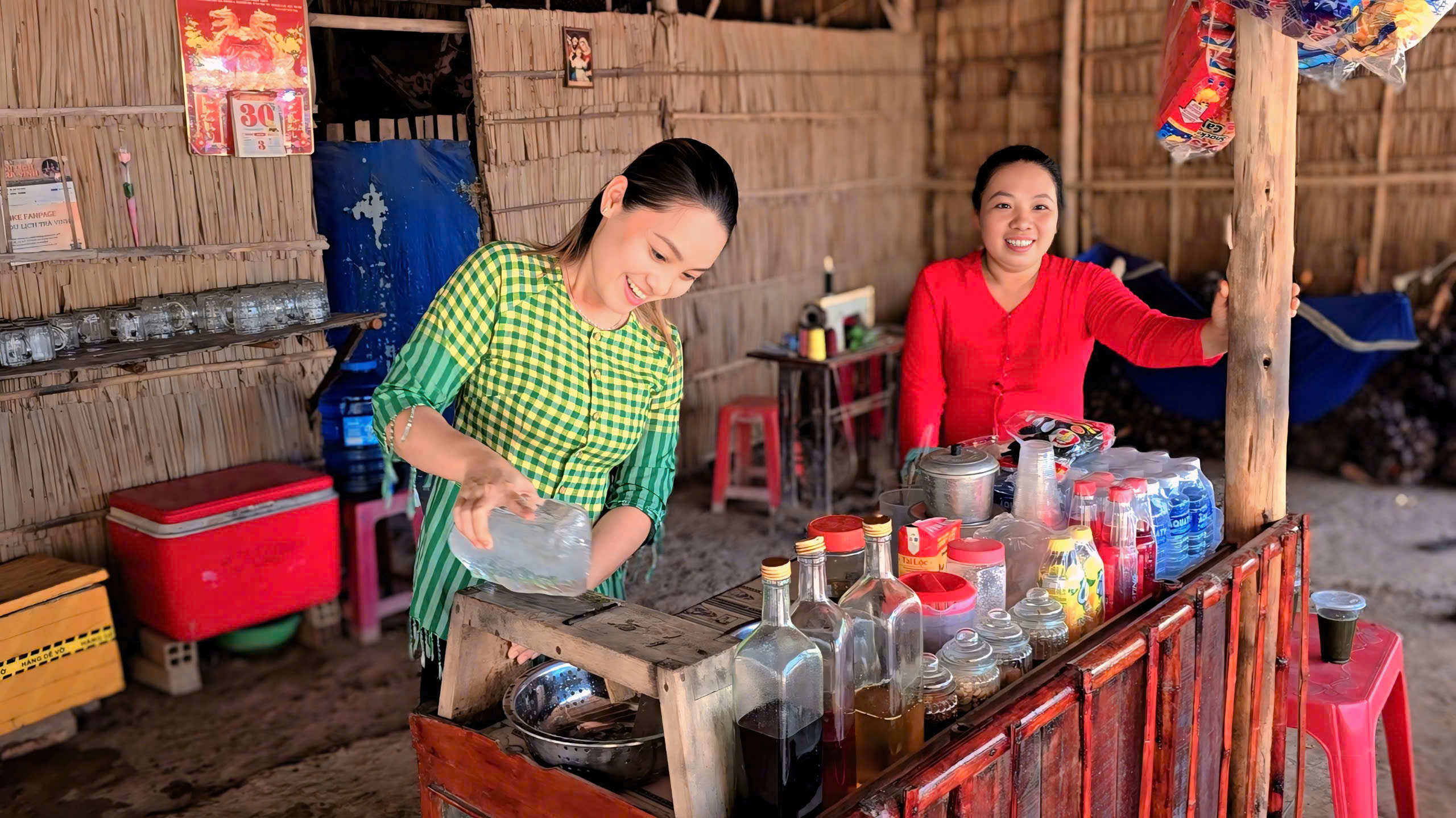 Phản bác hướng dẫn viên, bạn đọc nói về sự hào sảng của người miền Tây - Ảnh 1.