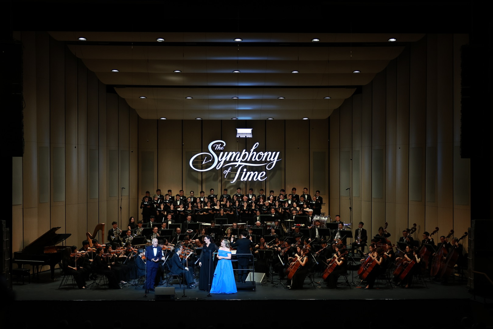 Nhà hát Hồ Gươm mừng sinh nhật 3 tuổi hoành tráng với hòa nhạc The Symphony of Time - Ảnh 1.