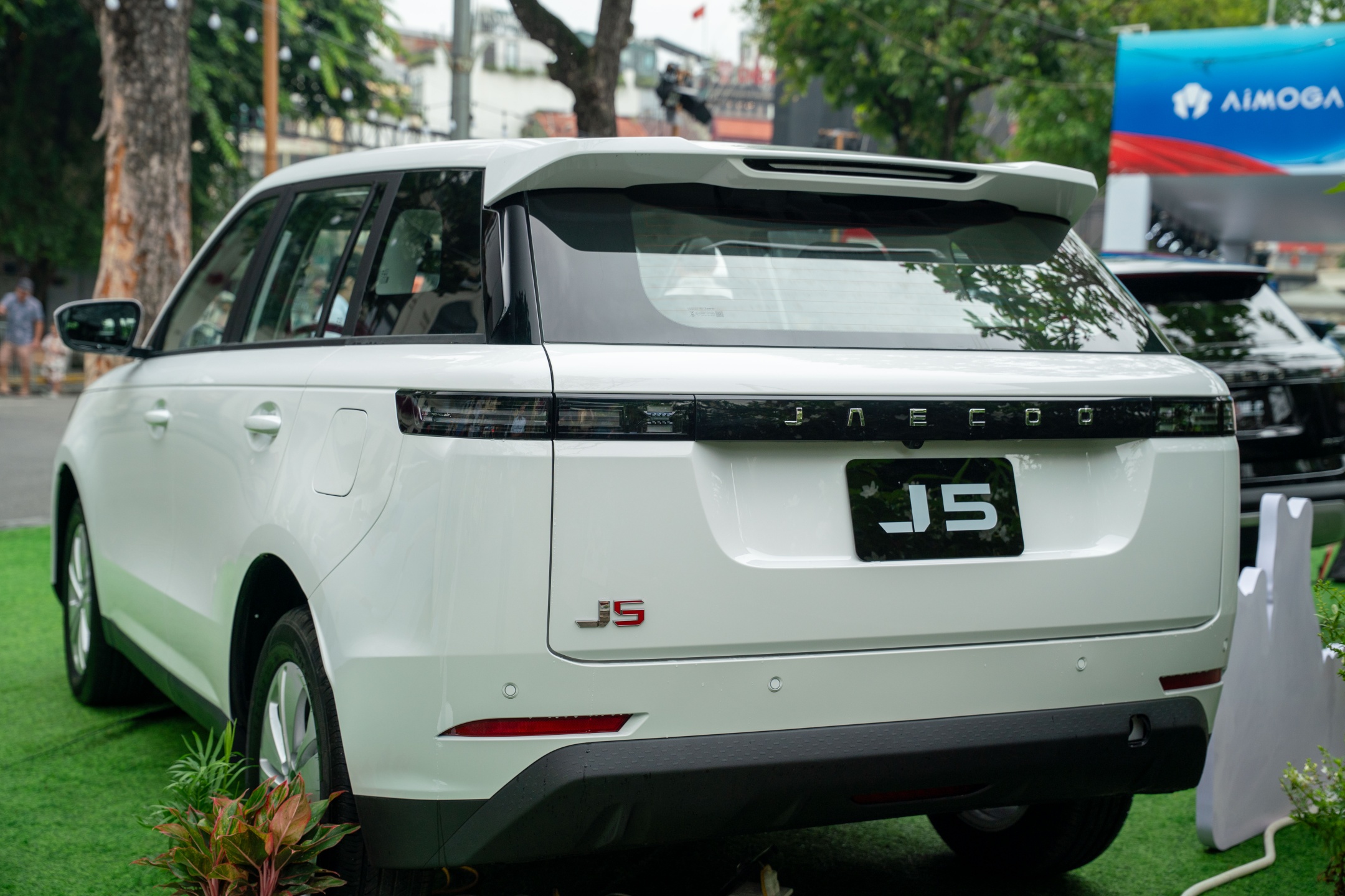 Jaecoo J5 lắp ráp tại Việt Nam: Giá từ 569 triệu đồng và bảo hành 10 năm - Ảnh 4.