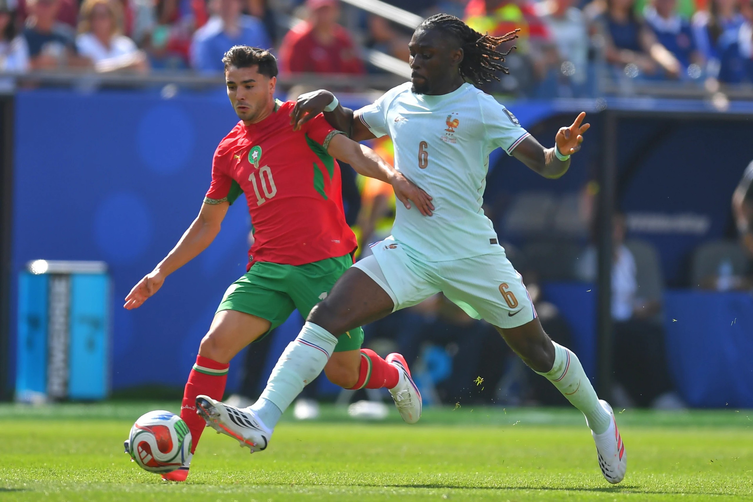Nữ CĐV 17 tuổi thiệt mạng vì ăn mừng chiến thắng của Pháp ở World Cup - Ảnh 1.