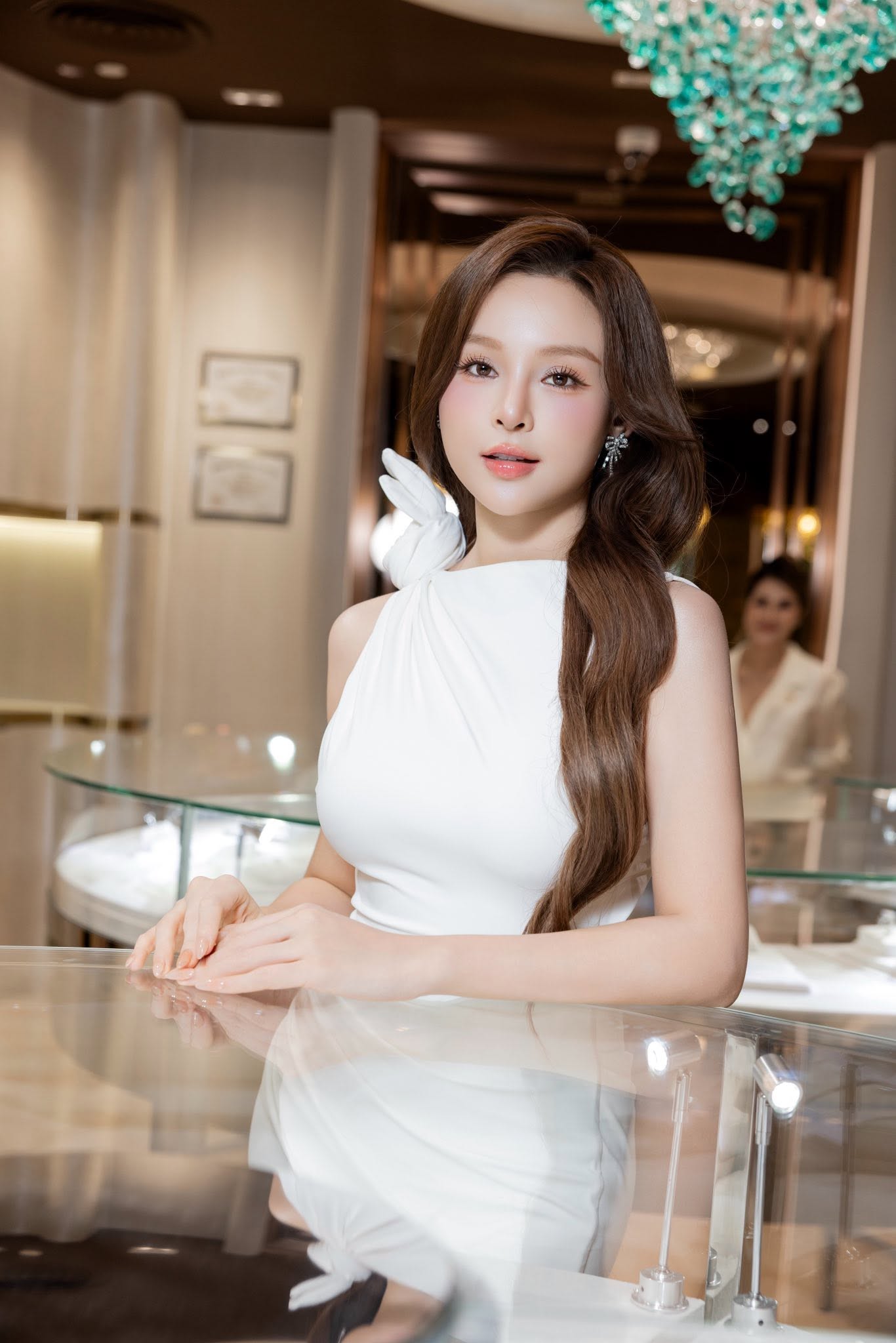 Huyền Baby xin lỗi vì nhân viên cũ đi quấy rối người khác - Ảnh 3.