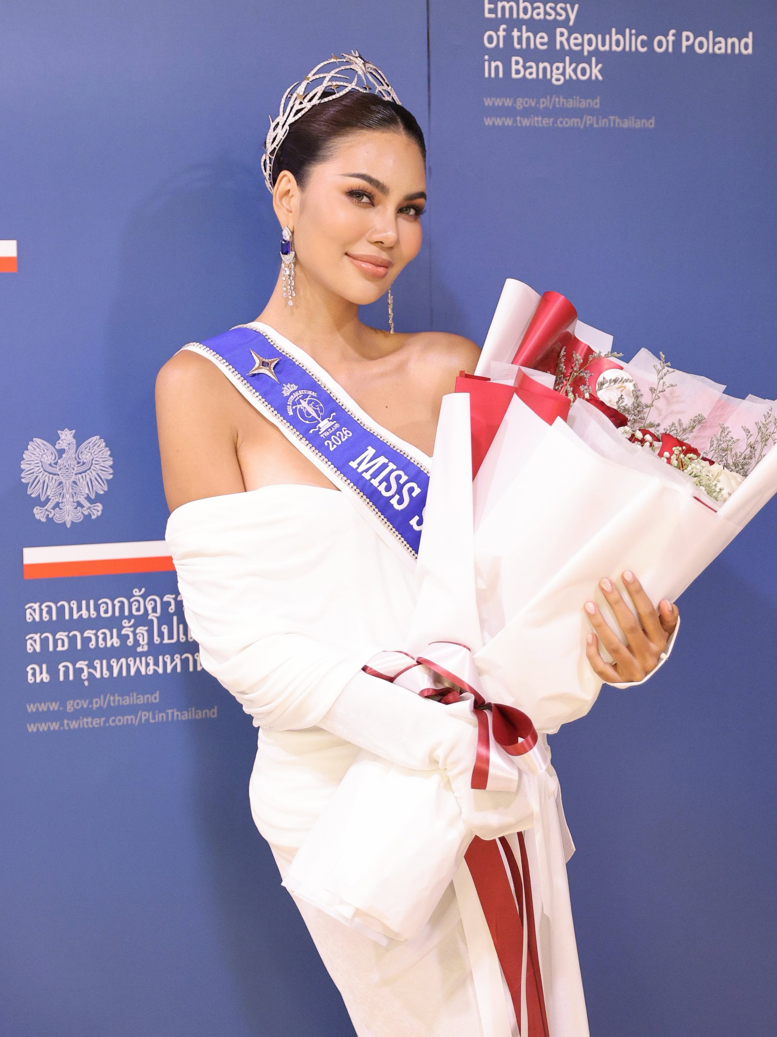 Đối thủ của Mai Ngô bị tước danh hiệu trước ngày lên đường thi Miss Supranational 2026 - Ảnh 1.