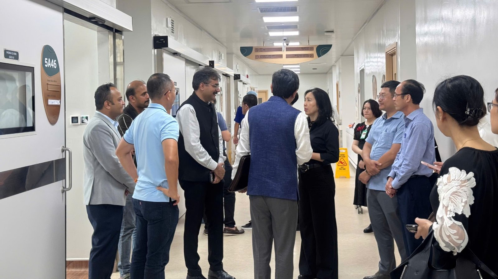 Vụ lật ca nô tại Phú Quốc: Lập 2 tổ công tác, bố trí cán bộ trực 24/7 đón và hỗ trợ pháp lý gia đình người bị nạn - Ảnh 1.