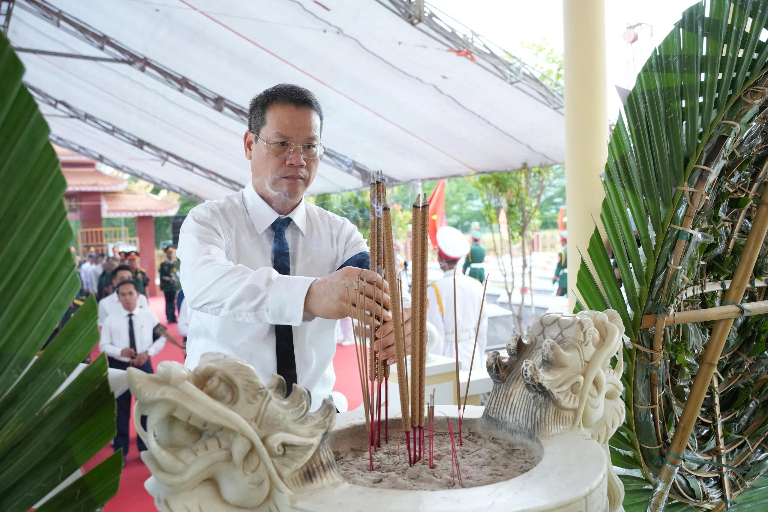 Truy điệu 5 liệt sĩ ở Đà Nẵng, một mẩu - Ảnh 1.