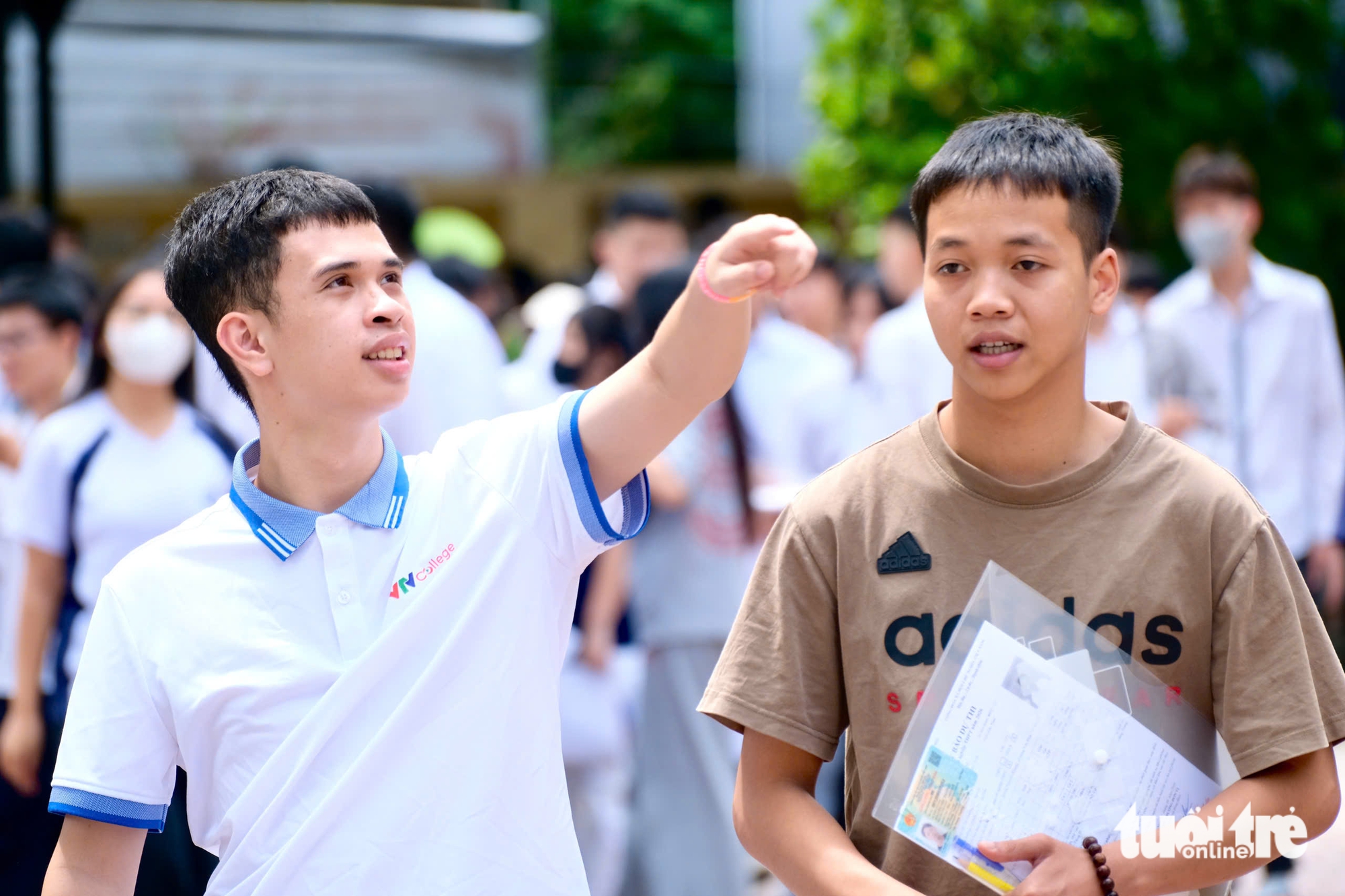 Tối thiểu 7,5 điểm toán tốt nghiệp mới được xét tuyển ngành vi mạch bán dẫn - Ảnh 1.