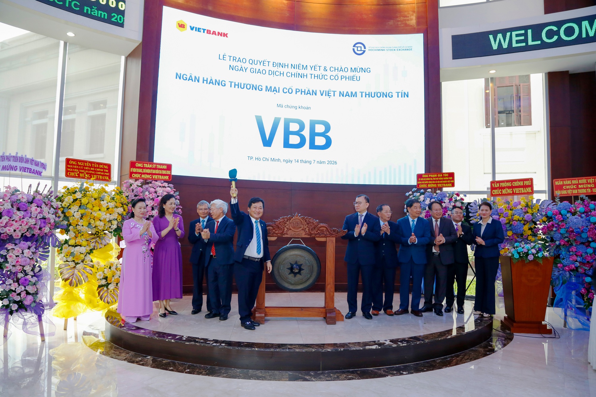 1,08 tỉ cổ phiếu VBB của Vietbank chính thức niêm yết trên HOSE - Ảnh 1.