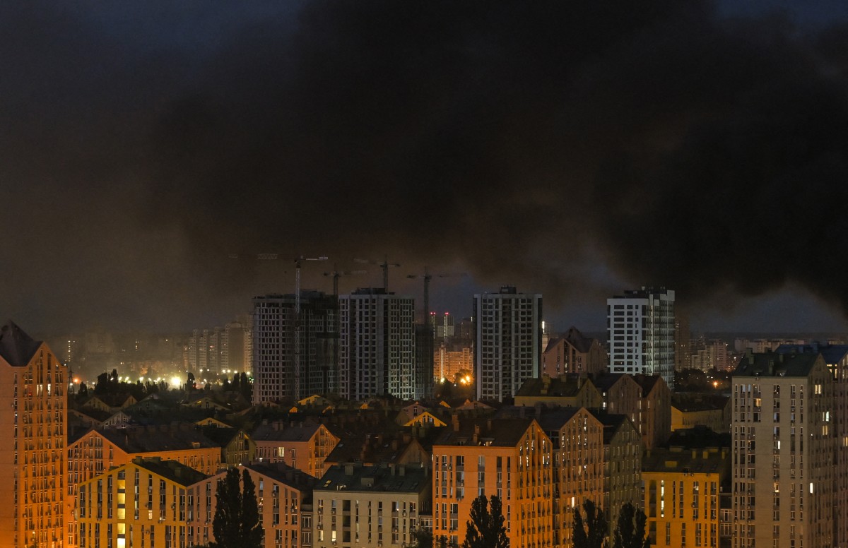 Tin tức thế giới 16-7: Kiev bị tập kích sau khi Chủ tịch Ủy ban châu Âu thăm thủ đô Ukraine - Ảnh 1.