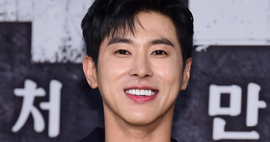 U-KNOW (TVXQ!) mang concert solo đầu tiên đến TP.HCM sau cơn sốt vé ở Seoul - Ảnh 2.